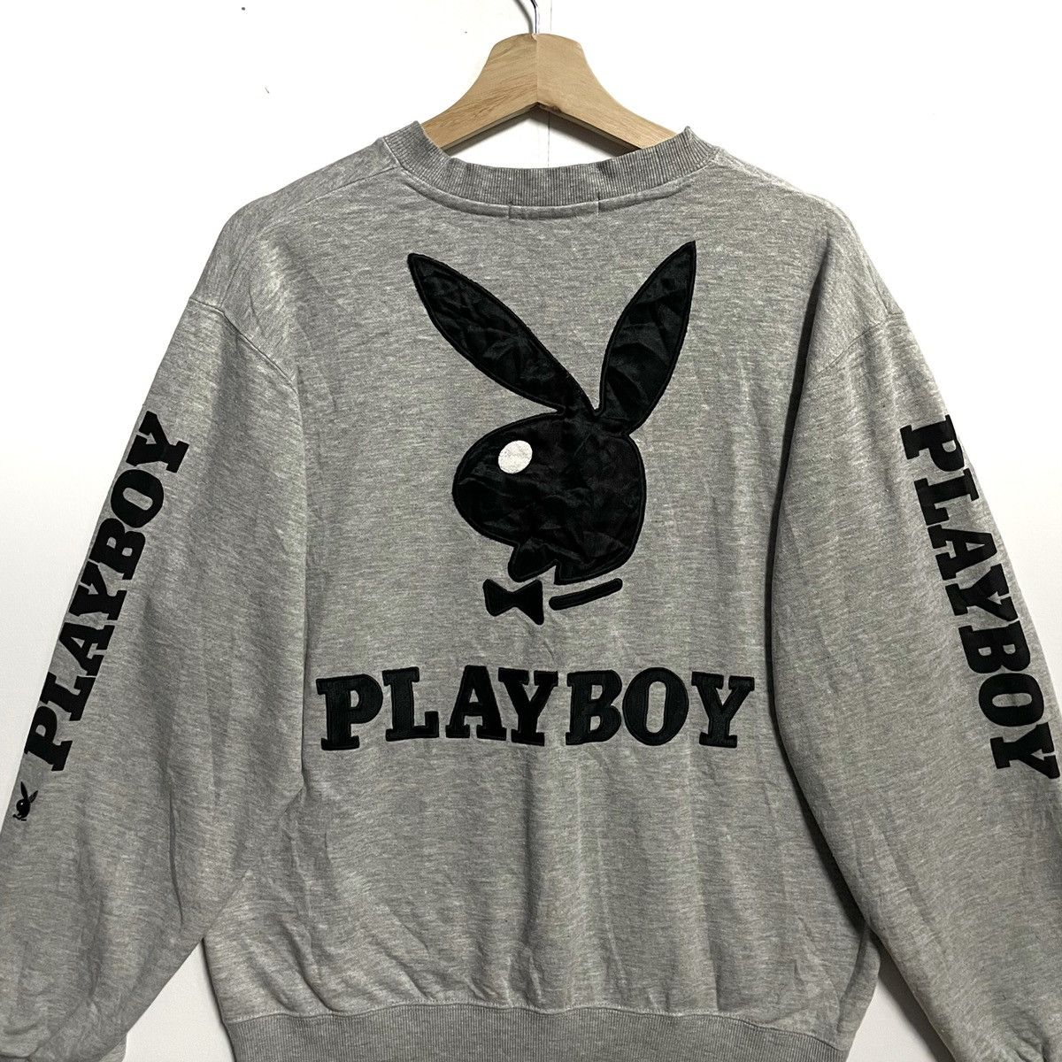 Playboy Vintage Playboy Spellout Embroidery Big Logo Sweatshirt Size US L / EU 52-54 / 3 - 3 Thumbnail
