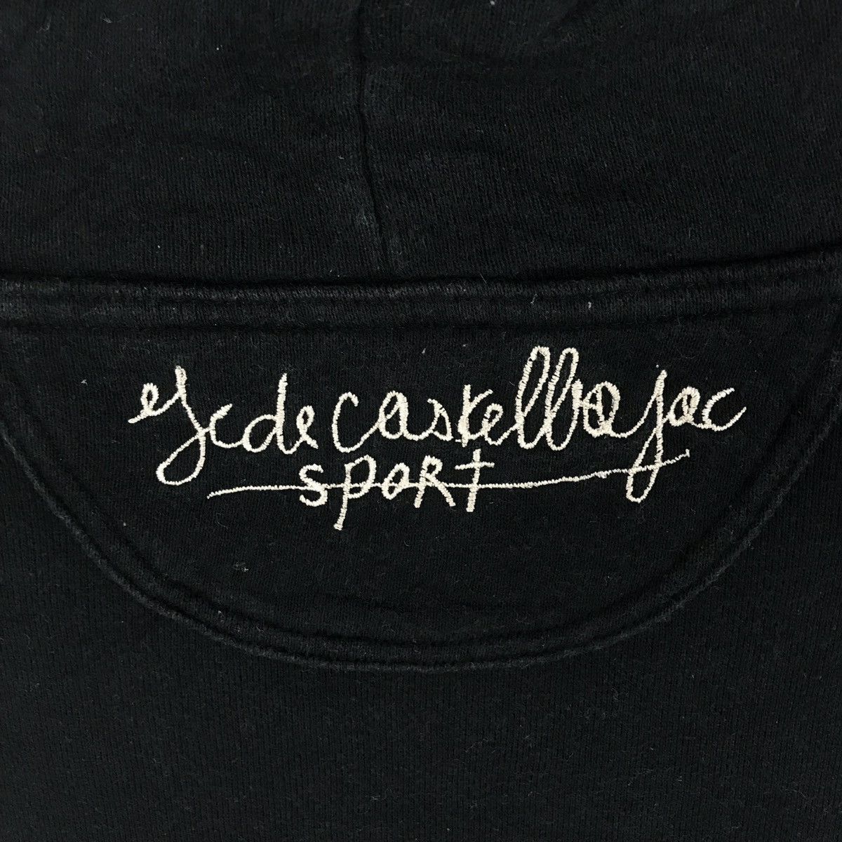 Vintage Vintage Castelbajac Sweatshirt Sportwear Fashion Streetwear Size US S / EU 44-46 / 1 - 4 Thumbnail