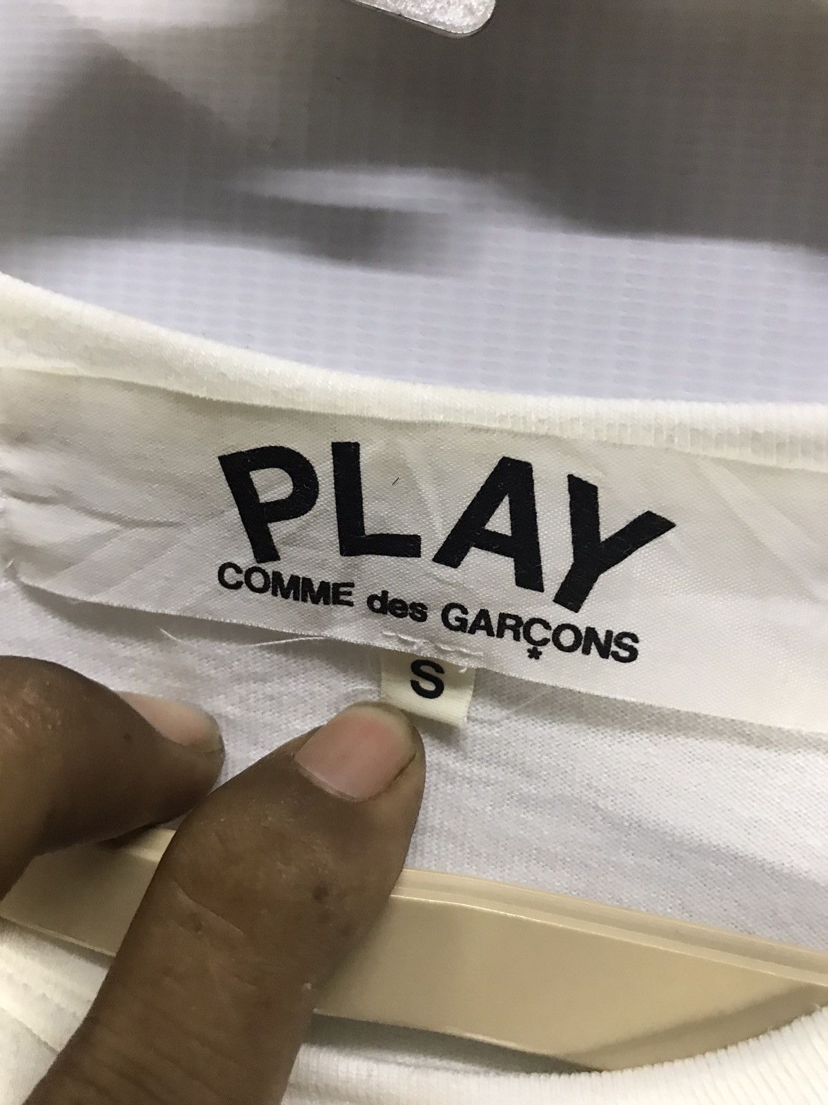 Comme des Garcons PLAY × Japanese Brand × Vintage 🔥BEST OFFER 🔥Comme des garcons play big logo tee Size US S / EU 44-46 / 1 - 3 Thumbnail