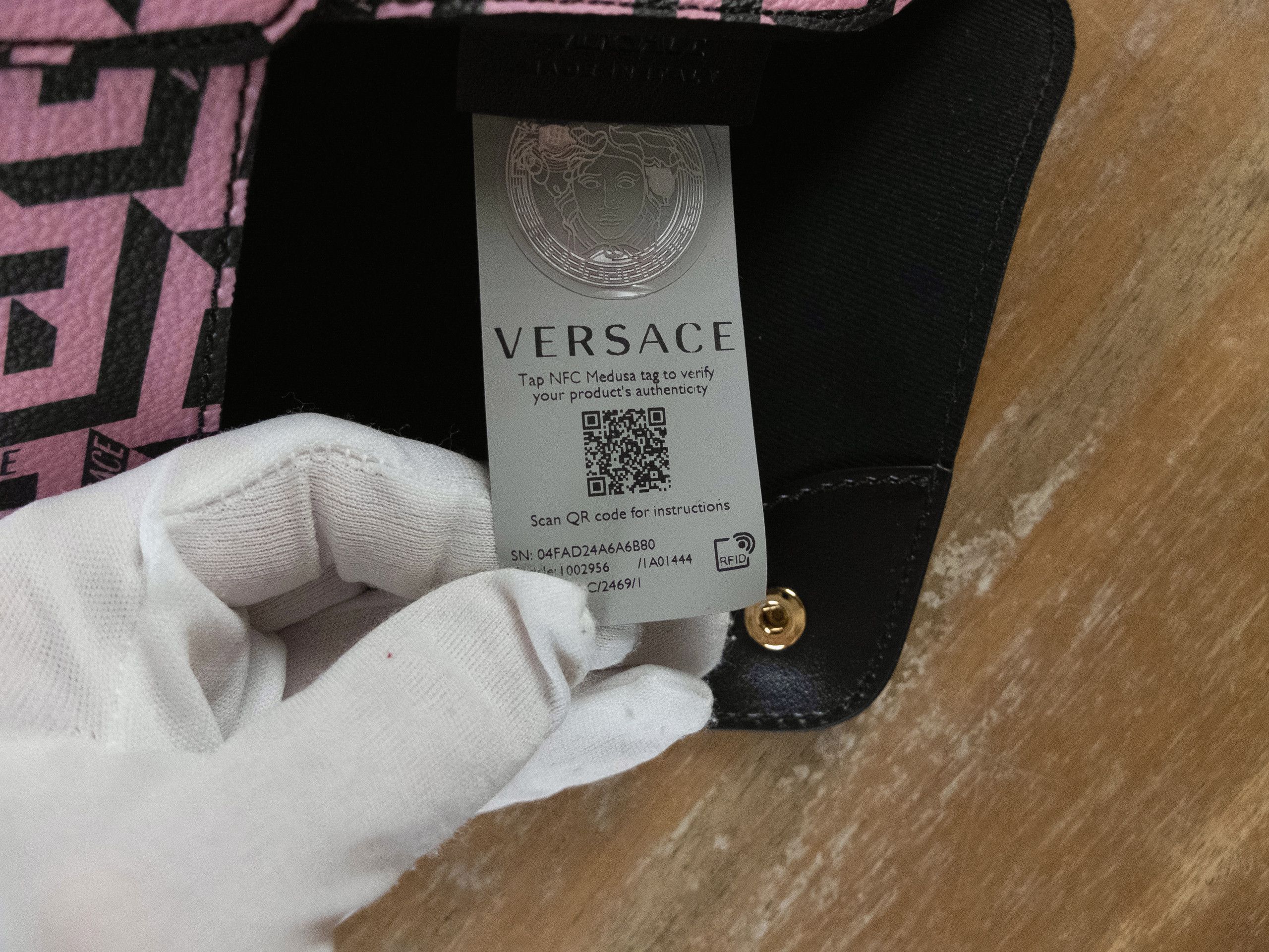 Versace VERSACE La Greca signature logo canvas pink black tote bag Size ONE SIZE - 8 Thumbnail