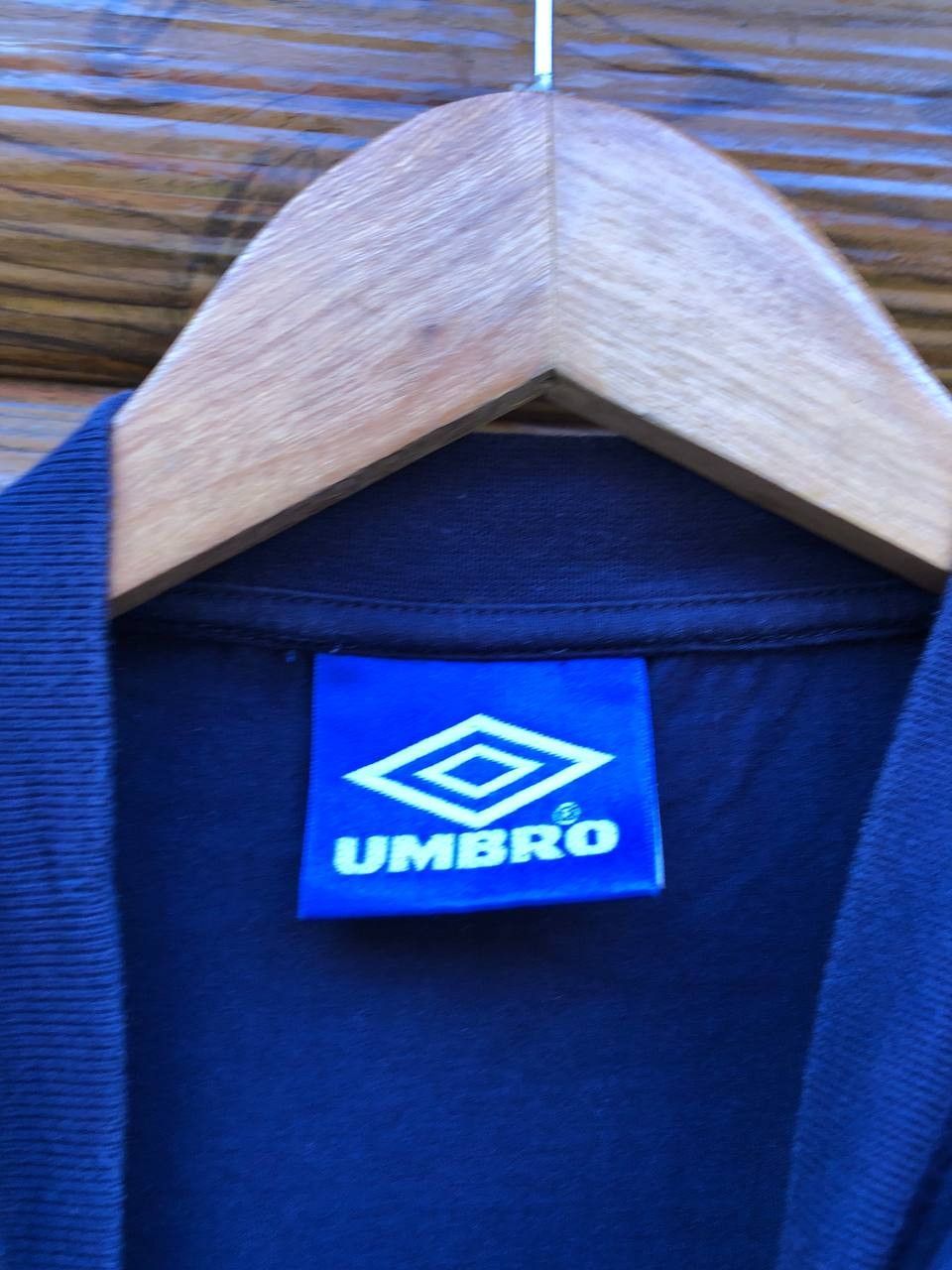 Umbro ENGLAND FOOTBALL SHIRT SOCCER JERSEY UMBRO Size US S / EU 44-46 / 1 - 4 Thumbnail