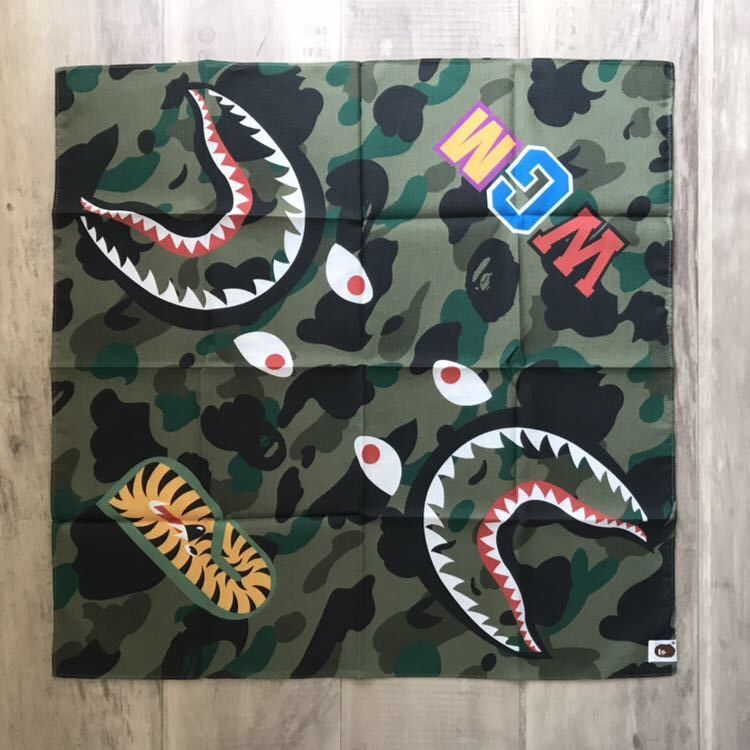 Bape BAPE 1st camo green shark bandana WGM Size ONE SIZE - 1 Thumbnail