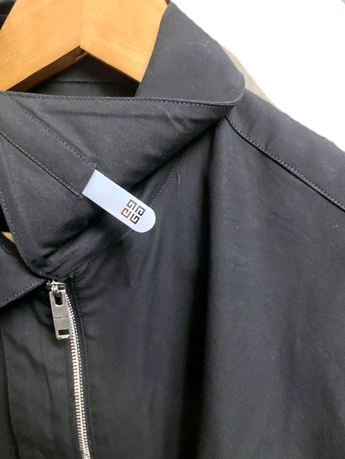 Givenchy MM Williams Givenchy black Zip asymmetrical shirt 39 boxy Size US M / EU 48-50 / 2 - 9 Thumbnail