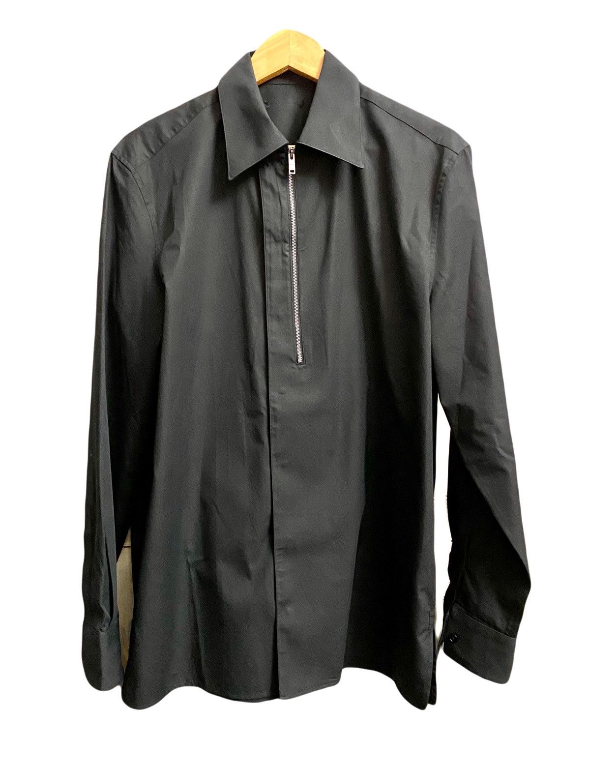 Givenchy MM Williams Givenchy black Zip asymmetrical shirt 39 boxy Size US M / EU 48-50 / 2 - 7 Thumbnail