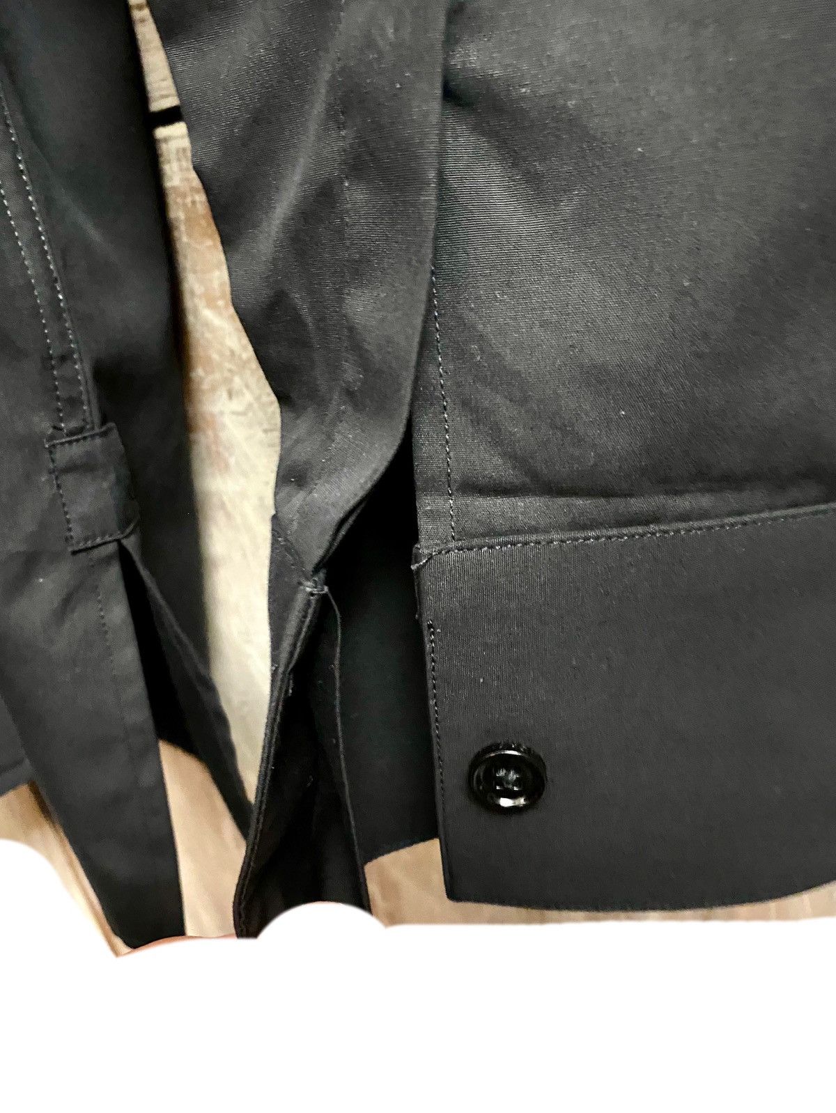 Givenchy MM Williams Givenchy black Zip asymmetrical shirt 39 boxy Size US M / EU 48-50 / 2 - 12 Thumbnail