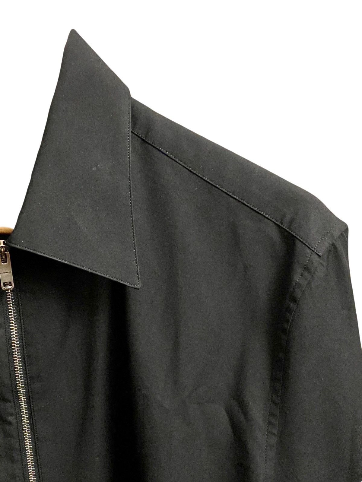 Givenchy MM Williams Givenchy black Zip asymmetrical shirt 39 boxy Size US M / EU 48-50 / 2 - 13 Thumbnail