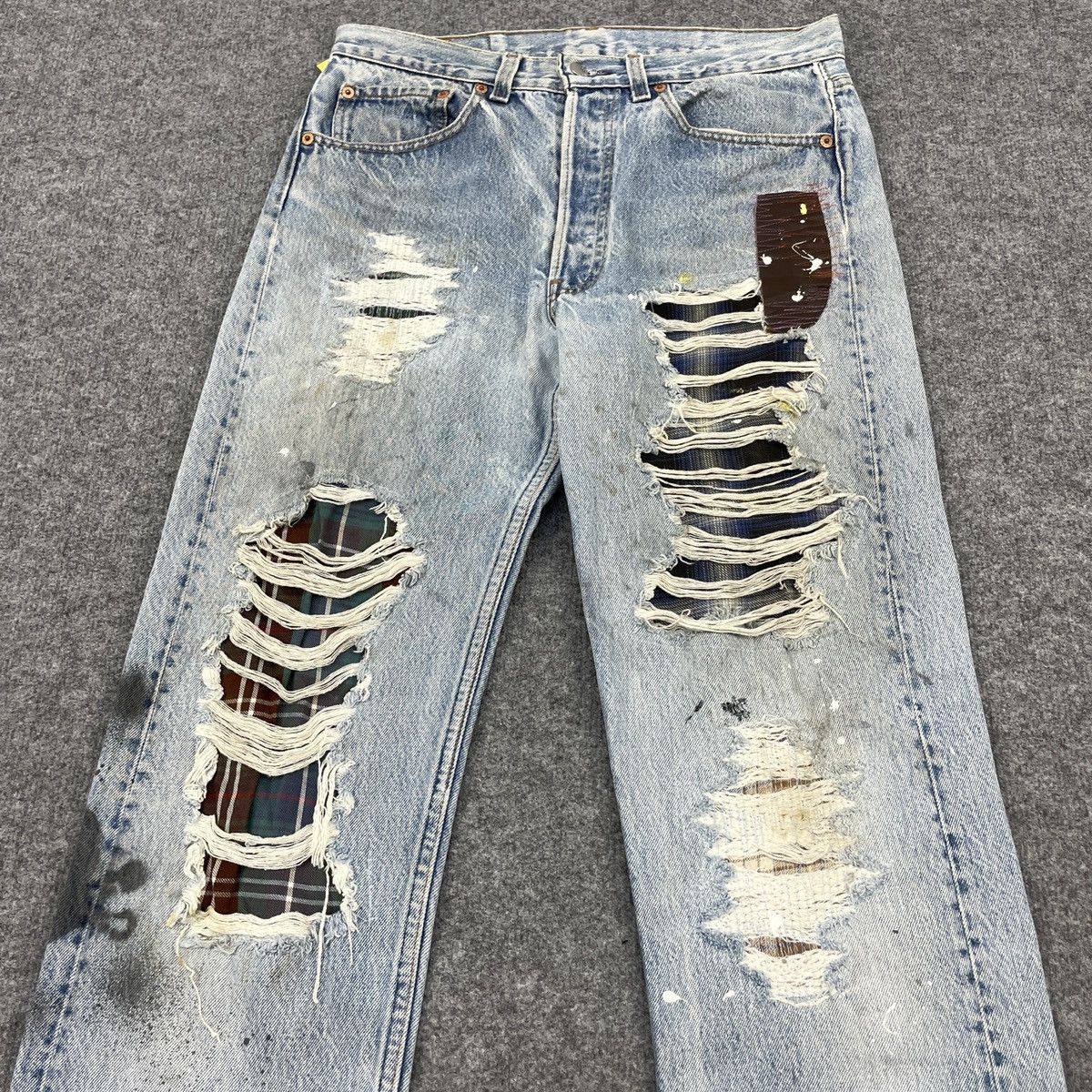 Levi's × Vintage Distressed Vintage Levi's 501 Light Blue Wash -wc172 Size US 31 - 3 Thumbnail