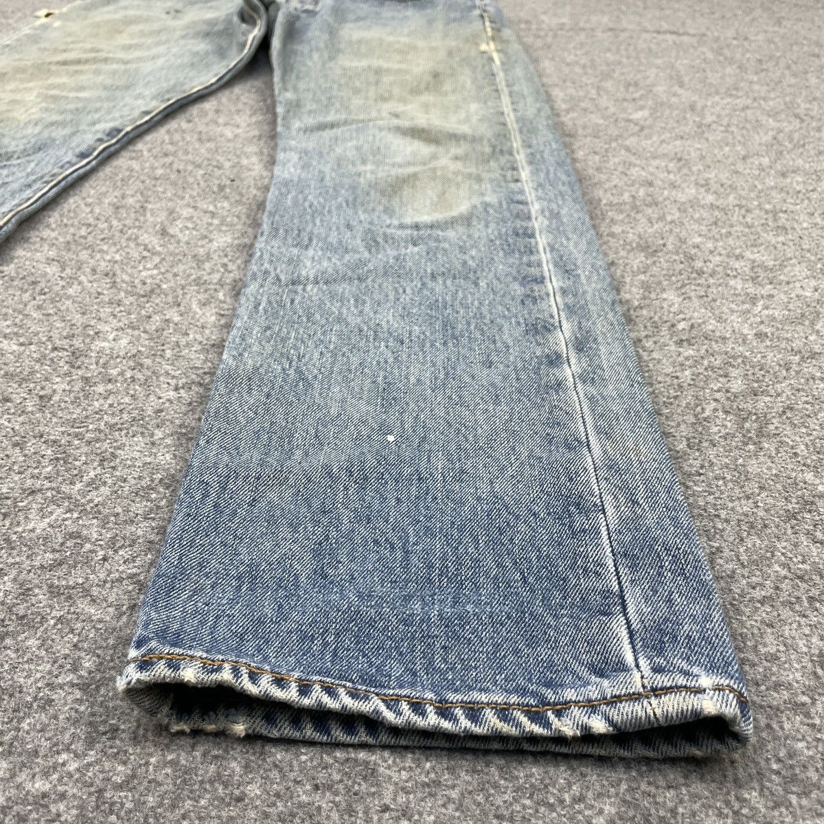 Levi's × Vintage Distressed Vintage Levi's 501 Faded Jeans -wc173 Size US 31 - 9 Thumbnail