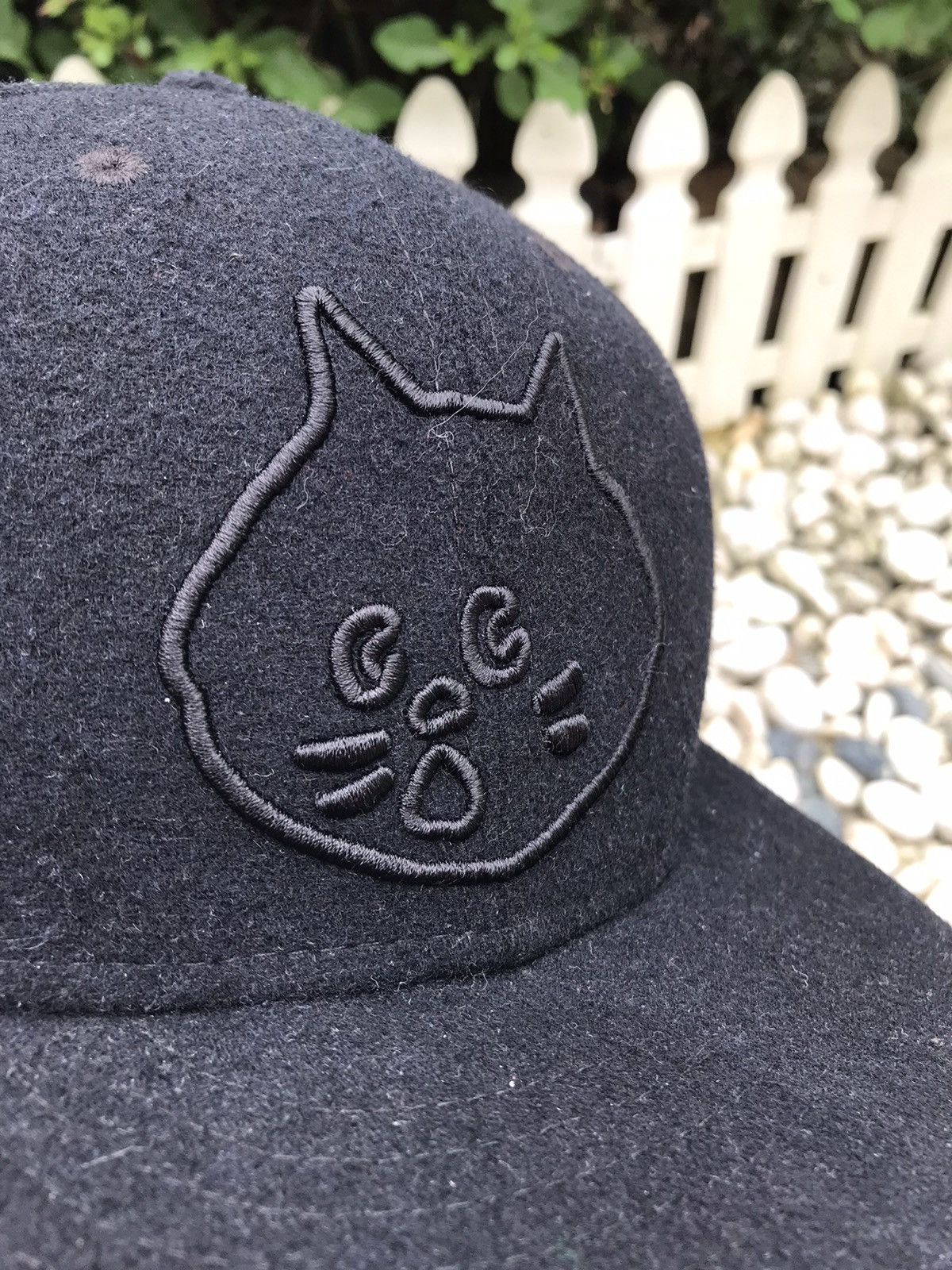 New Era × Tsumori Chisato AUTHENTIC NEW ERA x NE-NET x TSUMORI CHISATO BIGCAT CAP HAT Size ONE SIZE - 2 Thumbnail