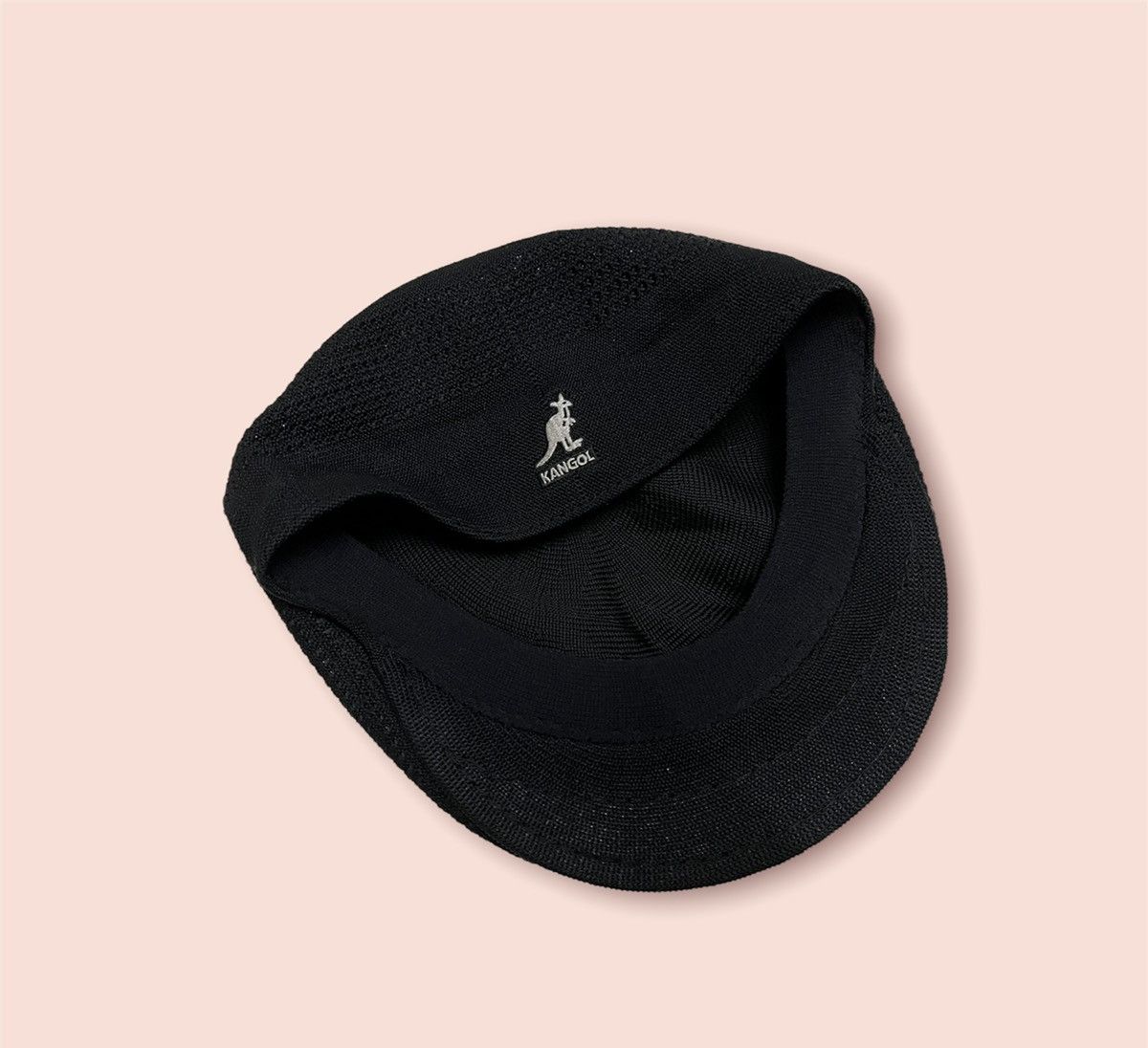 Kangol KANGOL VINTAGE BLACK MESH BARETTA Size ONE SIZE - 11 Thumbnail