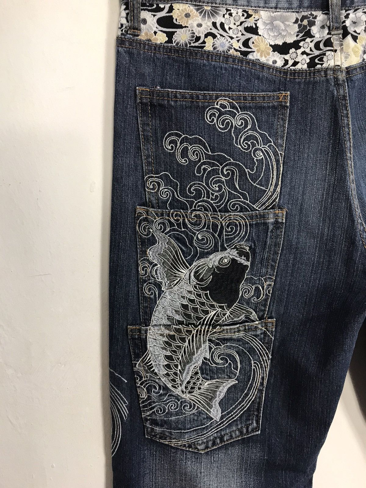 Japanese Brand Vintage Japanese Brand Koi Fish Embroidery Design Size US 33 - 12 Thumbnail