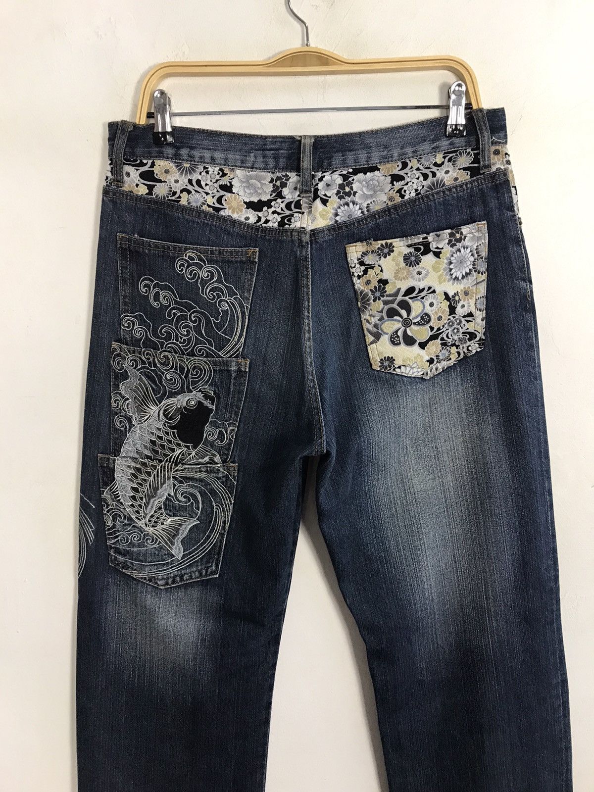 Japanese Brand Vintage Japanese Brand Koi Fish Embroidery Design Size US 33 - 11 Thumbnail