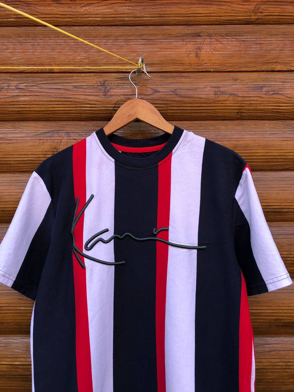Vintage Vintage Rare Big Logo Design Karl Kani Tee T-Shirt Size US S / EU 44-46 / 1 - 2 Thumbnail