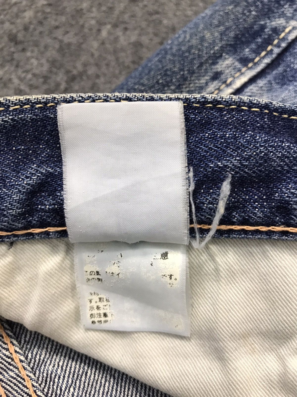 Japanese Brand × URBAN RESEARCH DOORS Vintage Urban Research Selvedge Distressed Denim Jeans Size US 32 / EU 48 - 14 Thumbnail