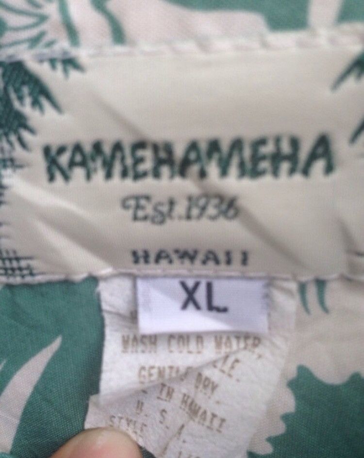 Vintage Vintage Kamehameha Hawaiian Rayon Shirt Size US XL / EU 56 / 4 - 3 Thumbnail