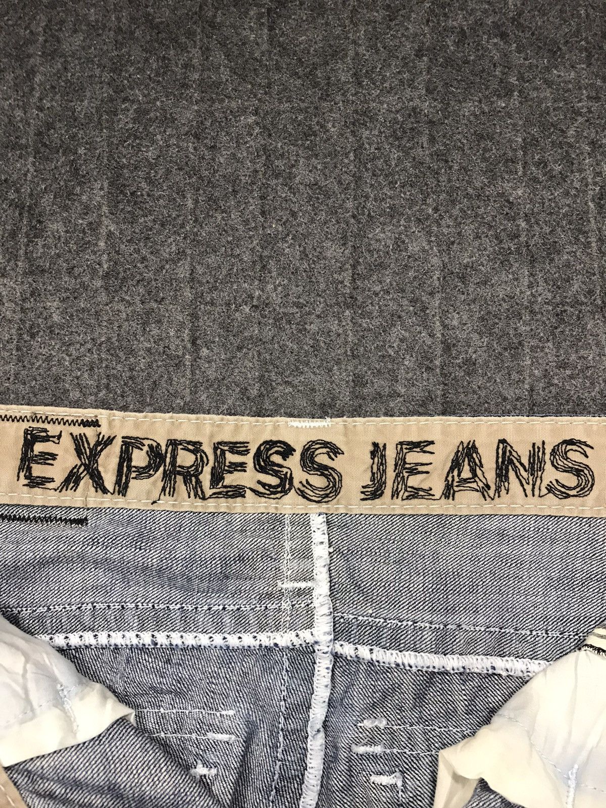 Express Vintage Express Jeans Boocut Distressed Design Size US 32 / EU 48 - 15 Thumbnail