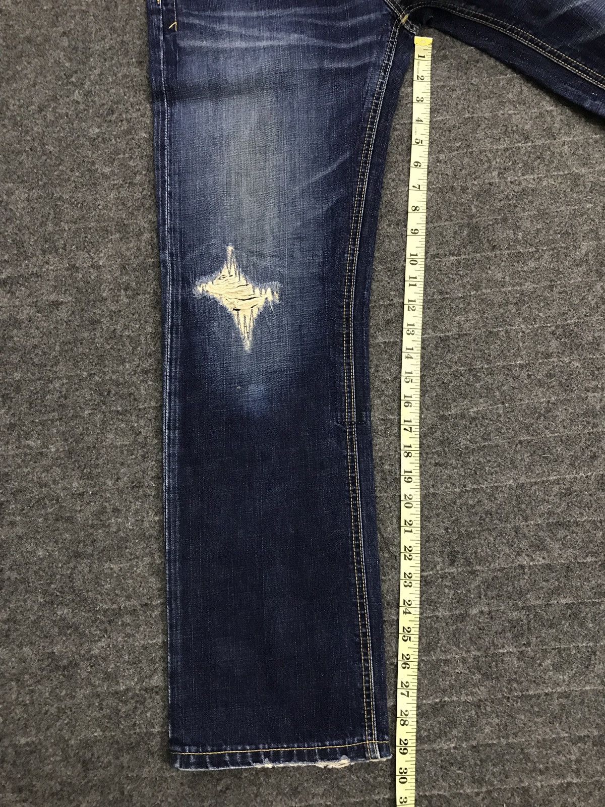 Japanese Brand Vintage Mackdaddy Distressed Denim Jeans Pant Size US 32 / EU 48 - 22 Thumbnail