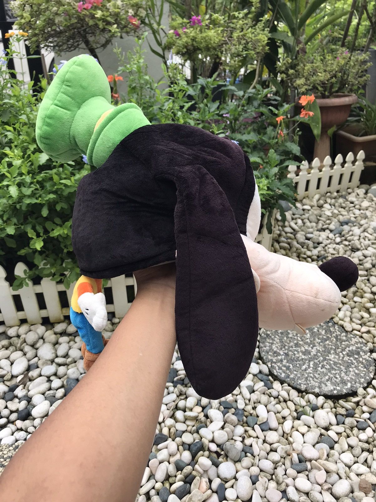 Disney × Japanese Brand AUTHENTIC GOOFY WITH PLUSH BODY CAP HAT Size ONE SIZE - 4 Thumbnail