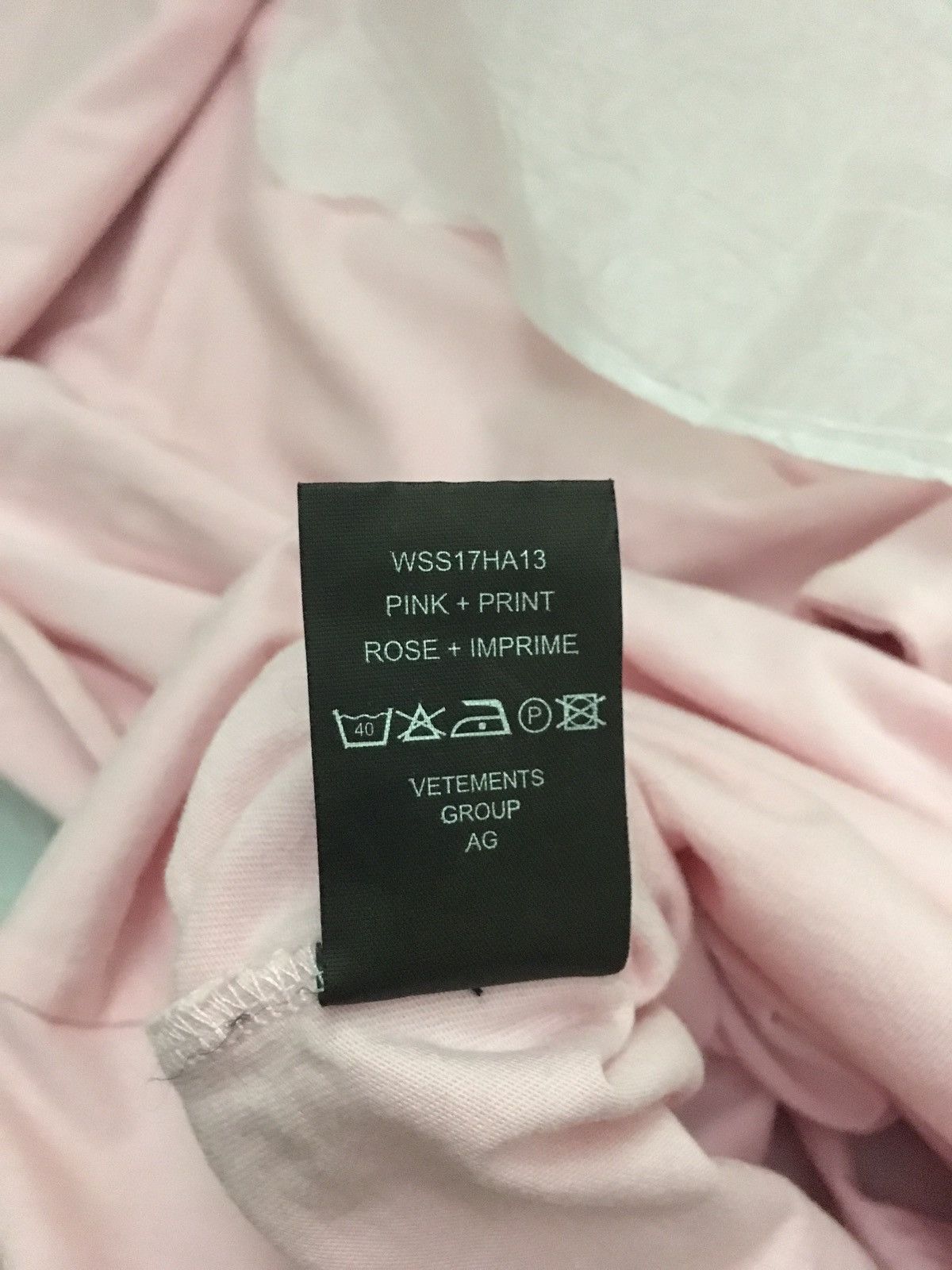 Hanes × Vetements vetement x hanes Size S / US 4 / IT 40 - 8 Thumbnail