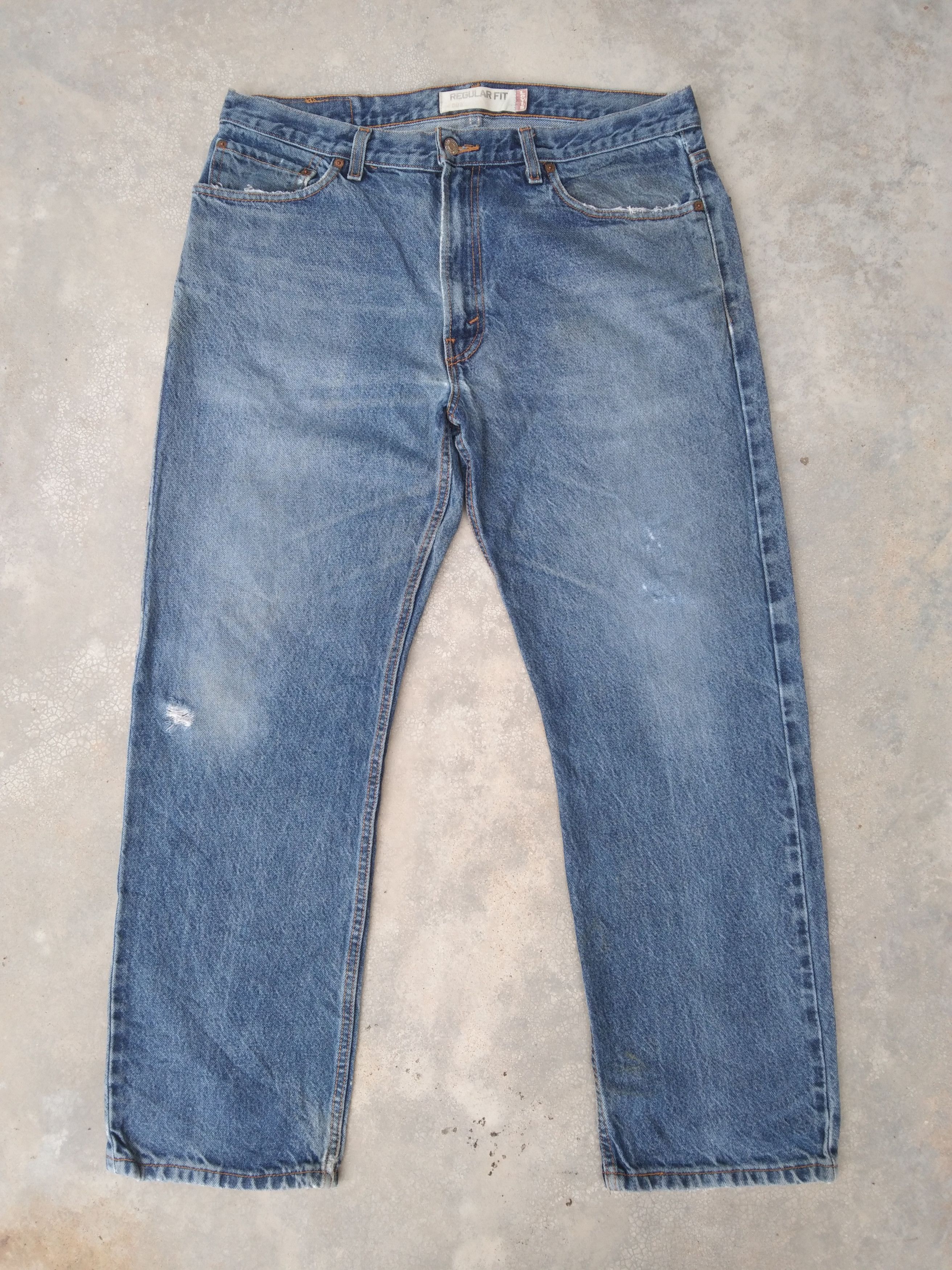 Image of Vintage Levi's Jeans 505 Light Wash Distressed Denim 36X30 in Blue, Men's