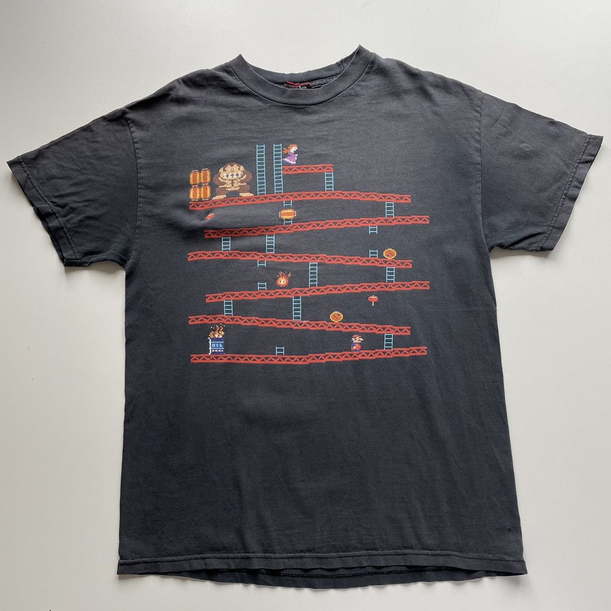 Nintendo × Vintage Vintage 2000s Donkey Kong & Mario Nintendo Graphic T Shirt Size US M / EU 48-50 / 2 - 1 Thumbnail