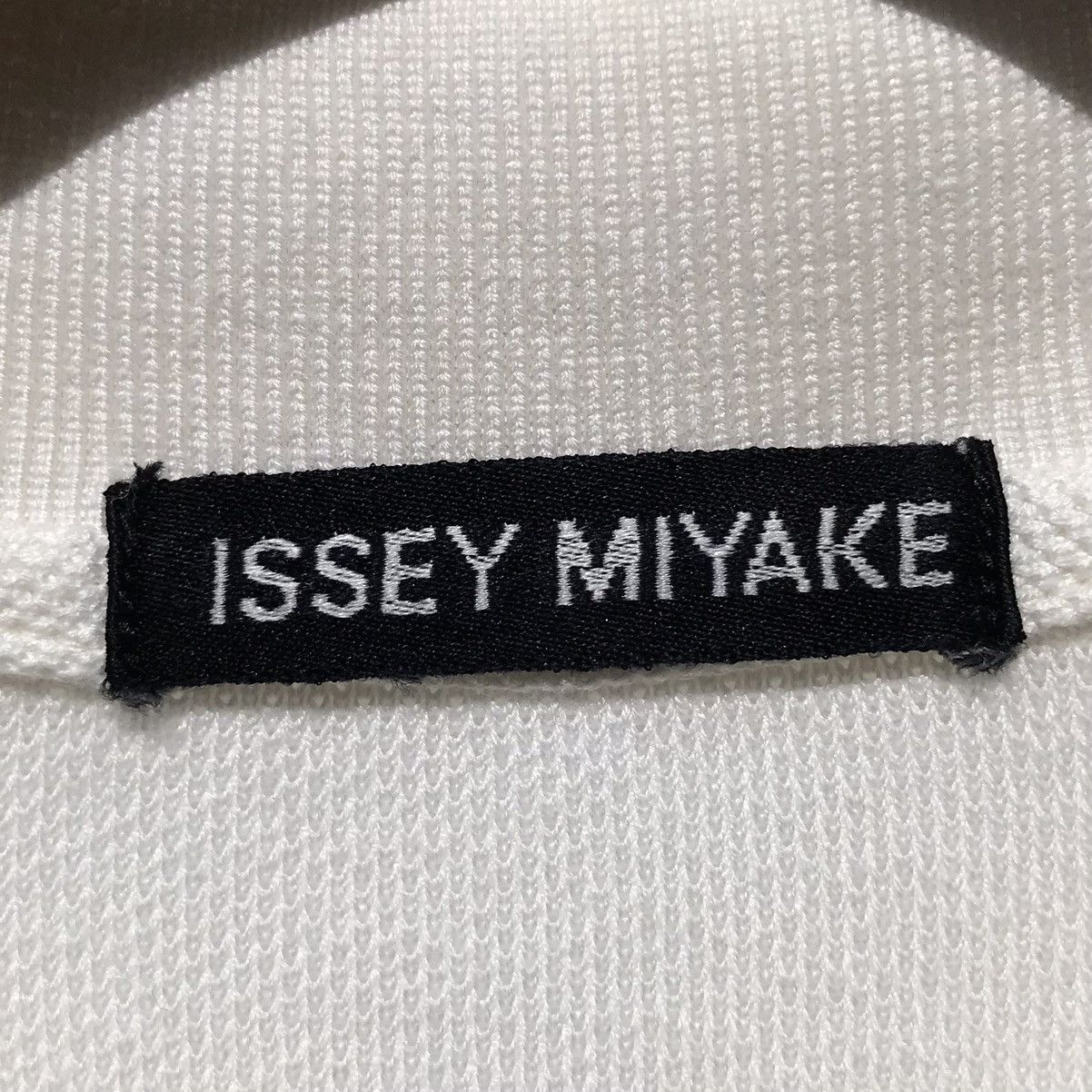 Issey Miyake Issey Miyake Polos Plain Tee Vintage Issey Miyake Designers Size US M / EU 48-50 / 2 - 9 Thumbnail