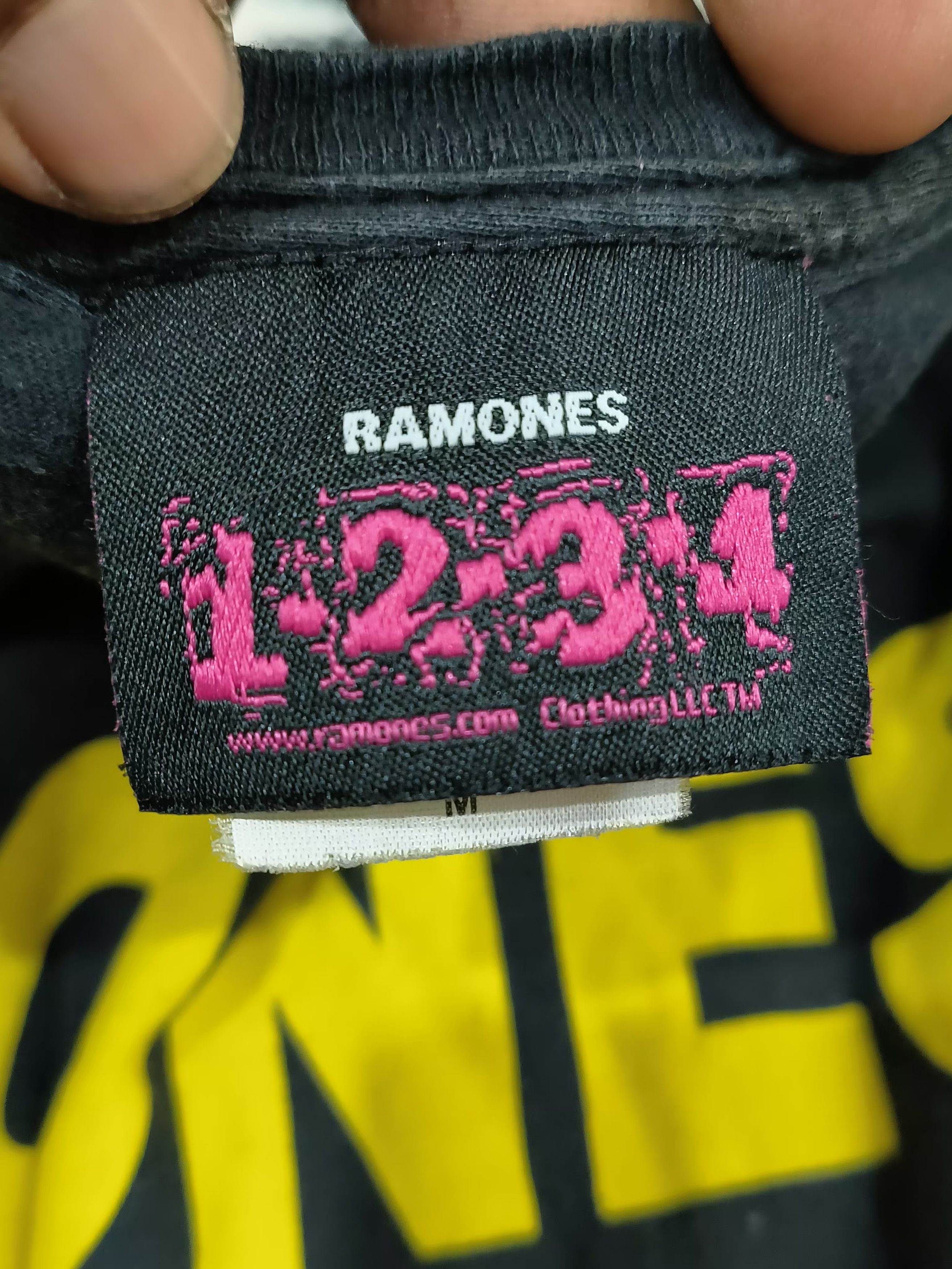 Band Tees Ramones Punks Rock band tee Size US M / EU 48-50 / 2 - 3 Thumbnail