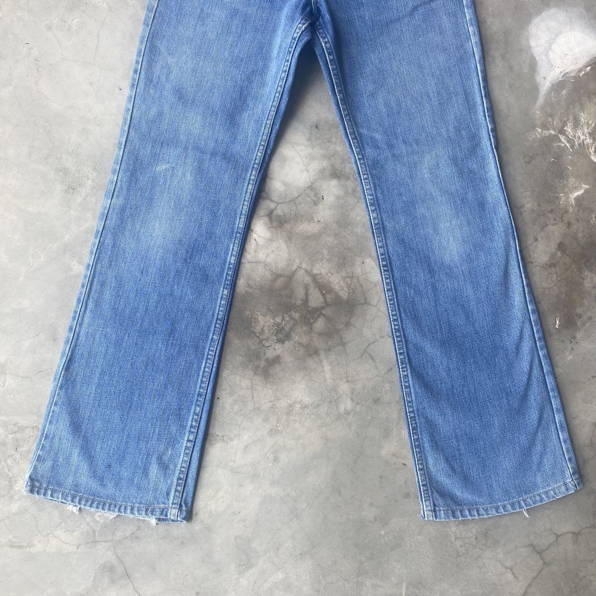 Levi's × Levi's Vintage Clothing × Vintage Vintage 80s Levis 517 bell bottoms flare jeans light wash #8 Size 28" / US 6 / IT 42 - 2 Thumbnail
