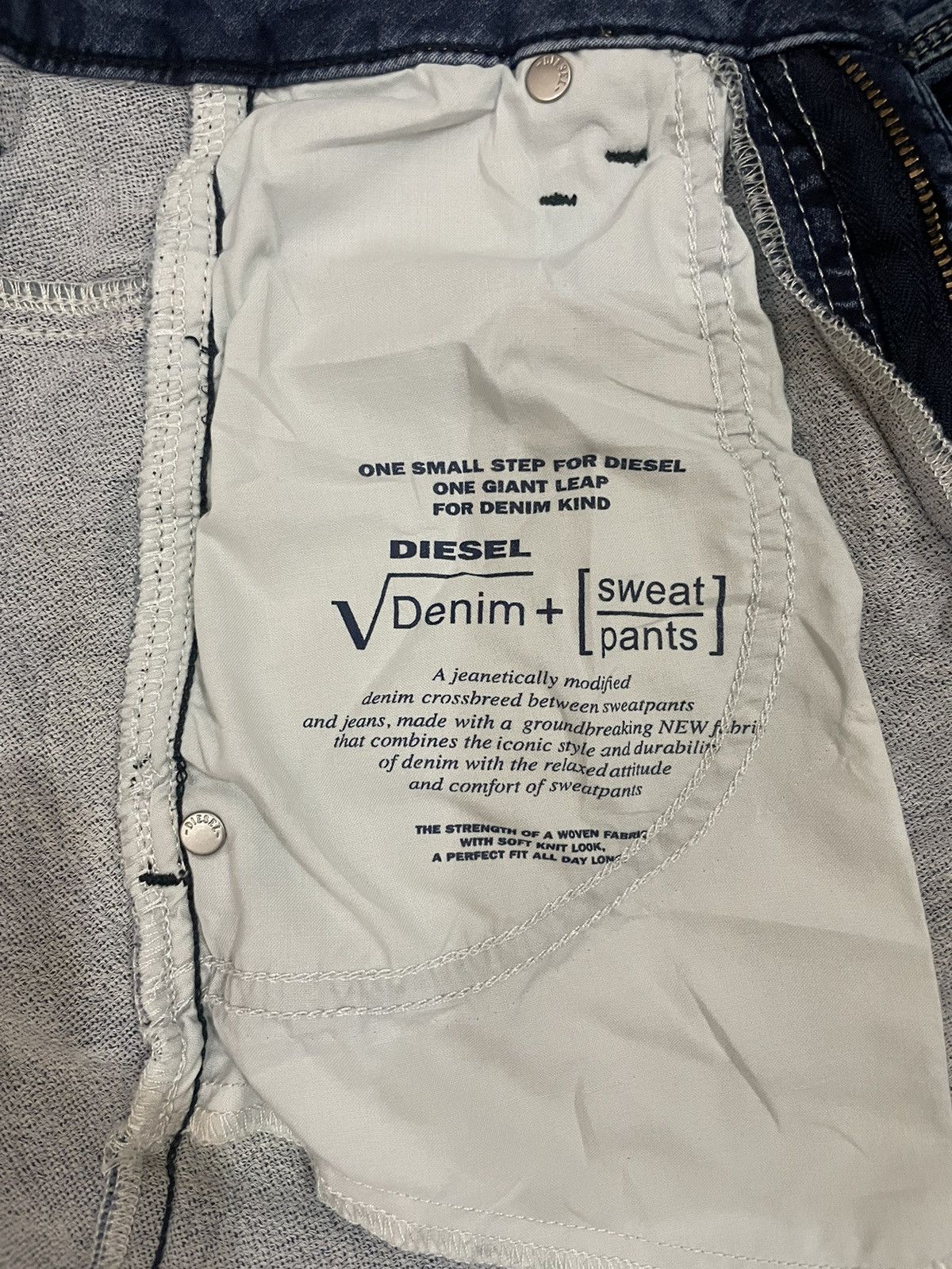 Diesel Vintage Distressed Diesel Fayza-Ne Boyfriend Fit Denim Size 27" / US 4 / IT 40 - 25 Thumbnail