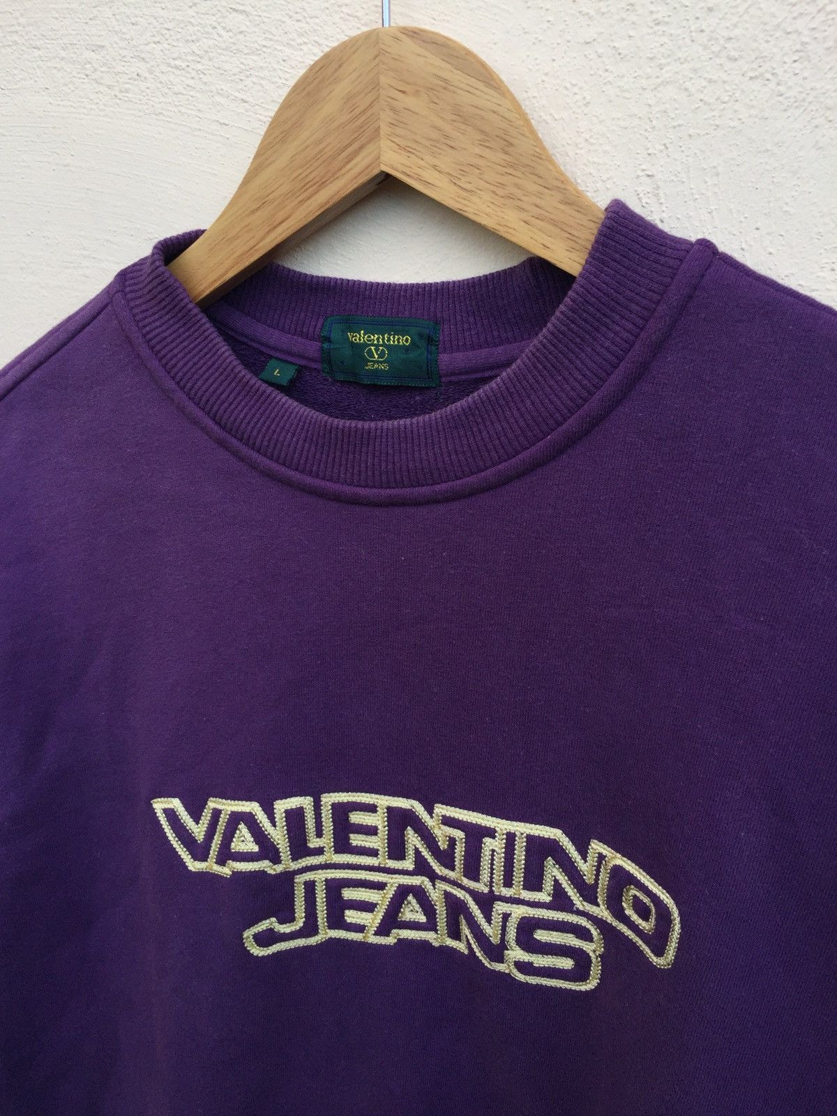 Valentino Vintage Valentino Embroidered Sweatshirt Size Large Size US L / EU 52-54 / 3 - 3 Thumbnail