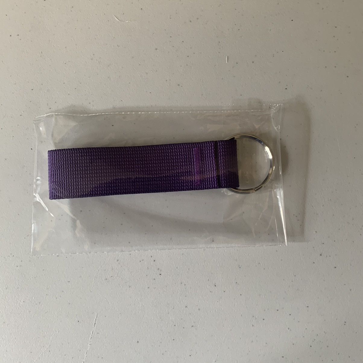 Supreme FREE SHIPPING Supreme Webbing Keychain Purple Size ONE SIZE - 2 Thumbnail