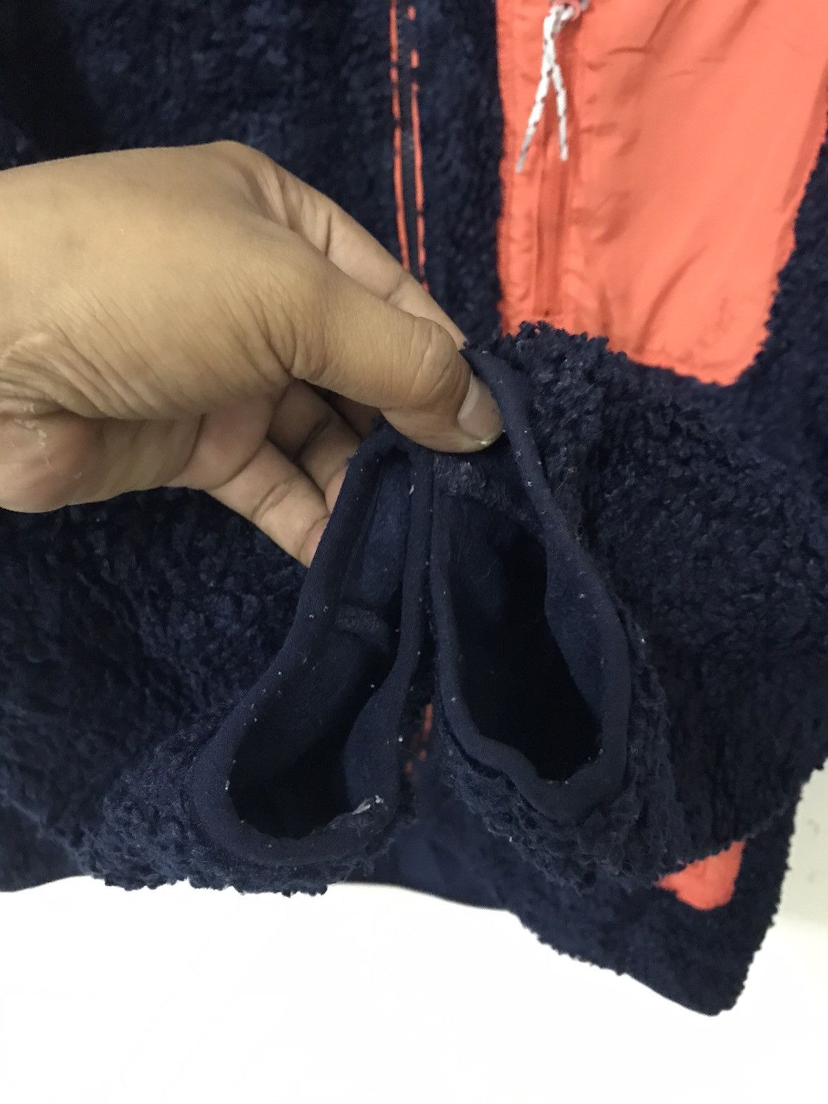 JW Anderson × Uniqlo Jw anderson uniqlo sherpa not deep pile colour block Size US XL / EU 56 / 4 - 7 Thumbnail