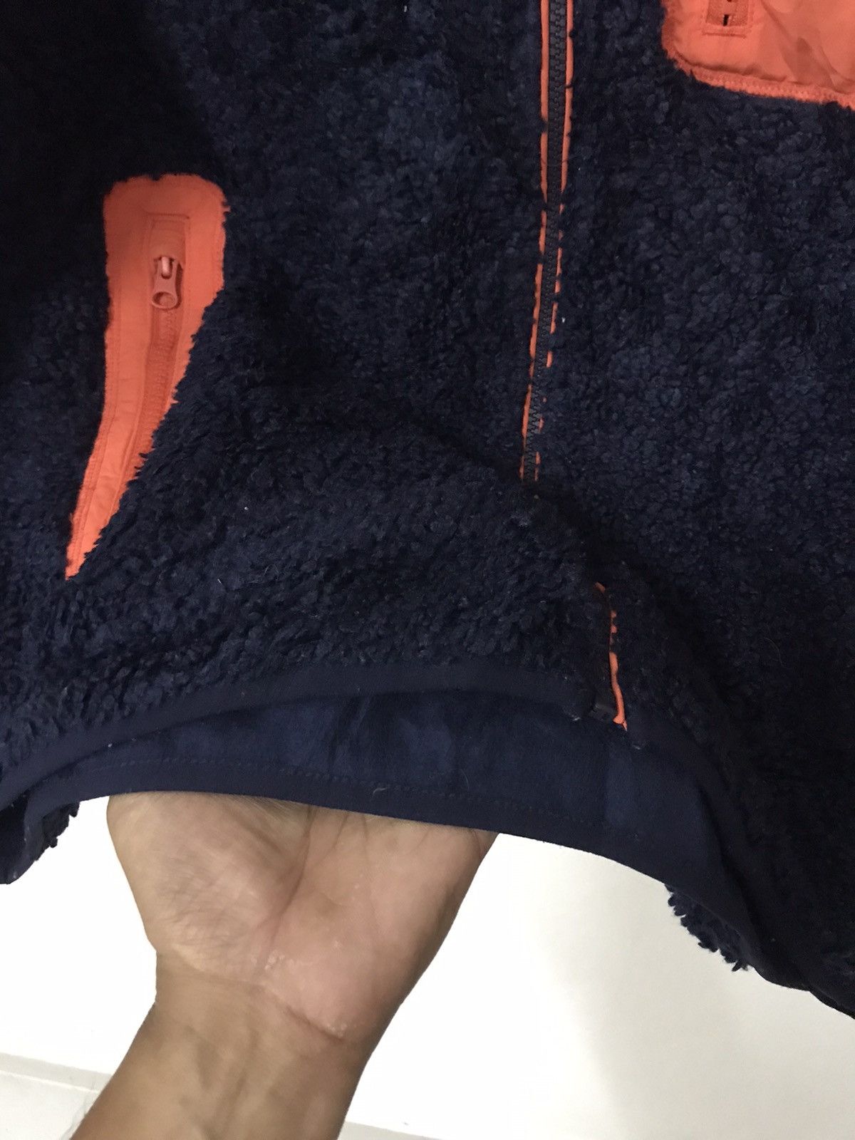 JW Anderson × Uniqlo Jw anderson uniqlo sherpa not deep pile colour block Size US XL / EU 56 / 4 - 8 Thumbnail