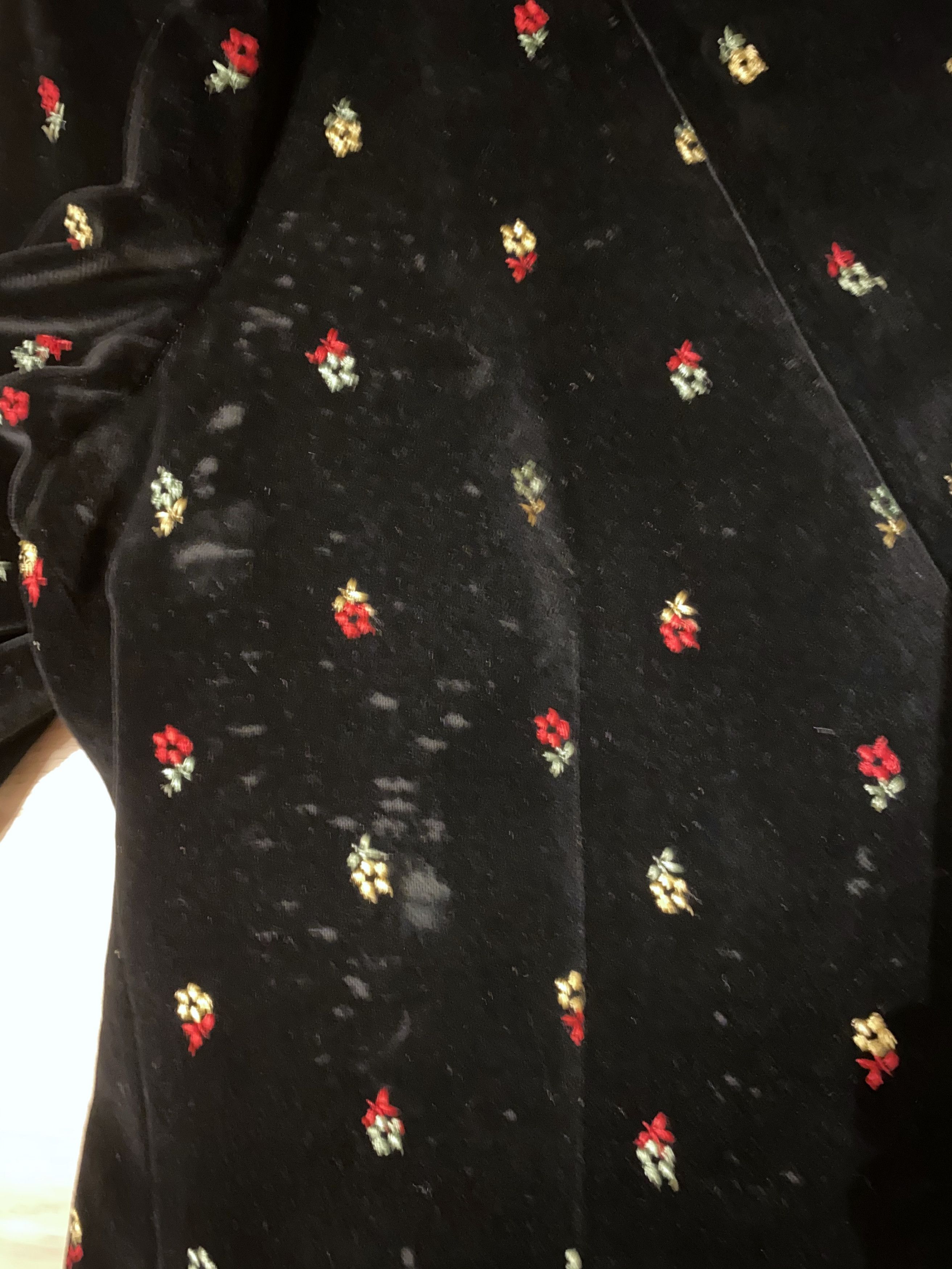 Vintage FLORAL EMBROIDERED BLACK VELVET TUXEDO JACKET Size 50R - 10 Thumbnail