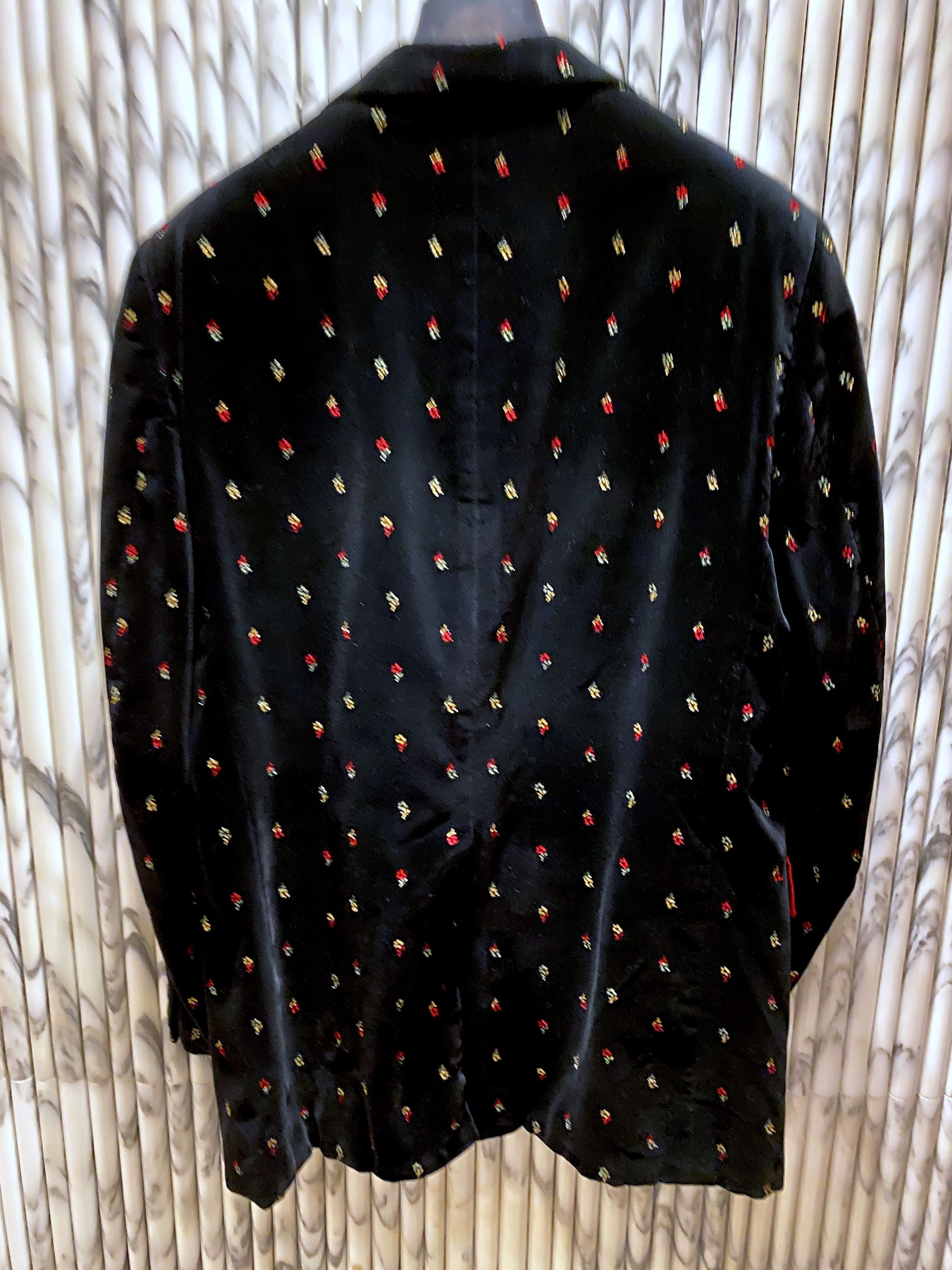 Vintage FLORAL EMBROIDERED BLACK VELVET TUXEDO JACKET Size 50R - 6 Thumbnail