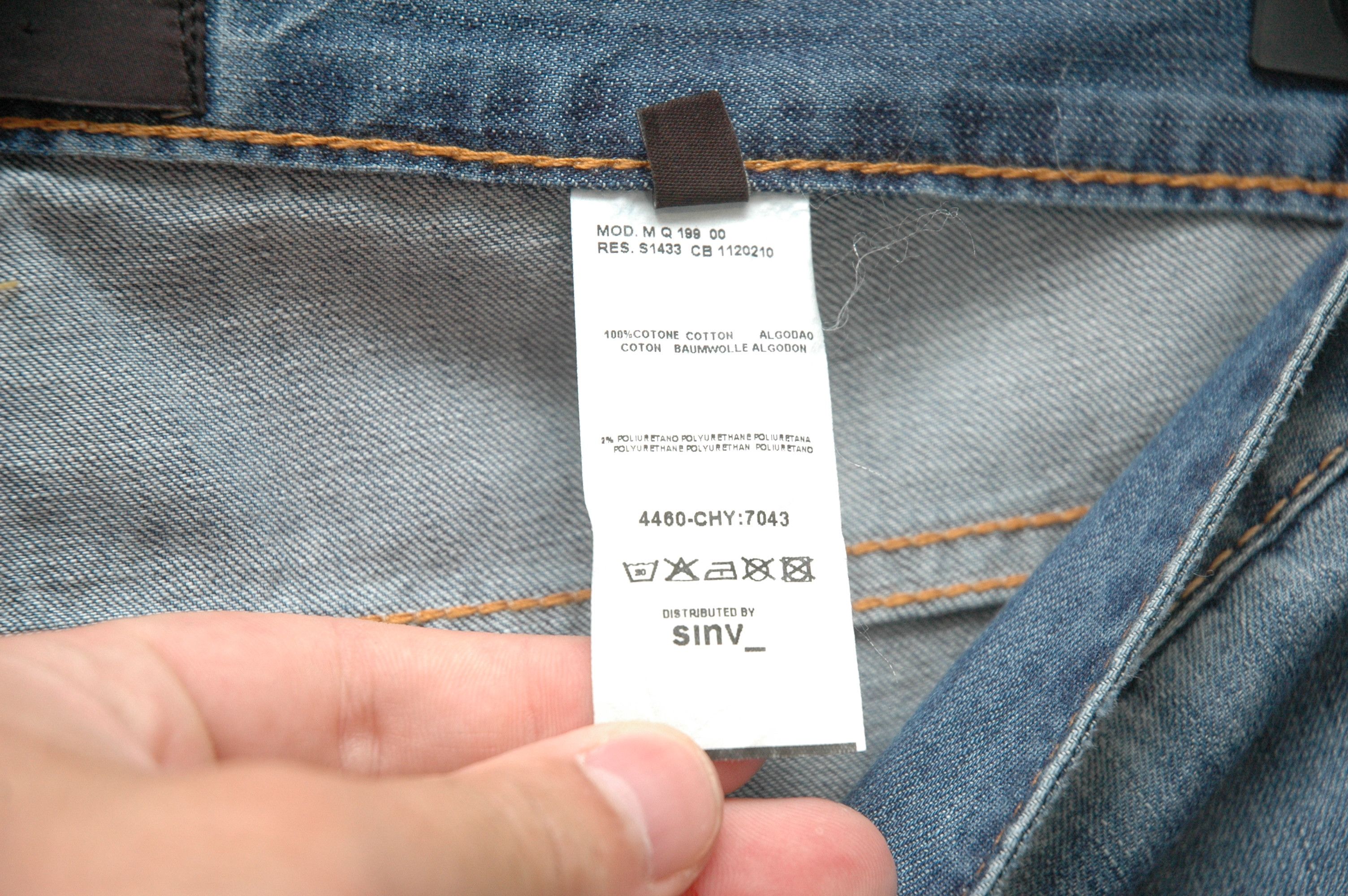 Moschino NWT Moschino Love Vintage Jeans Denim Size US 30 / EU 46 - 12 Thumbnail