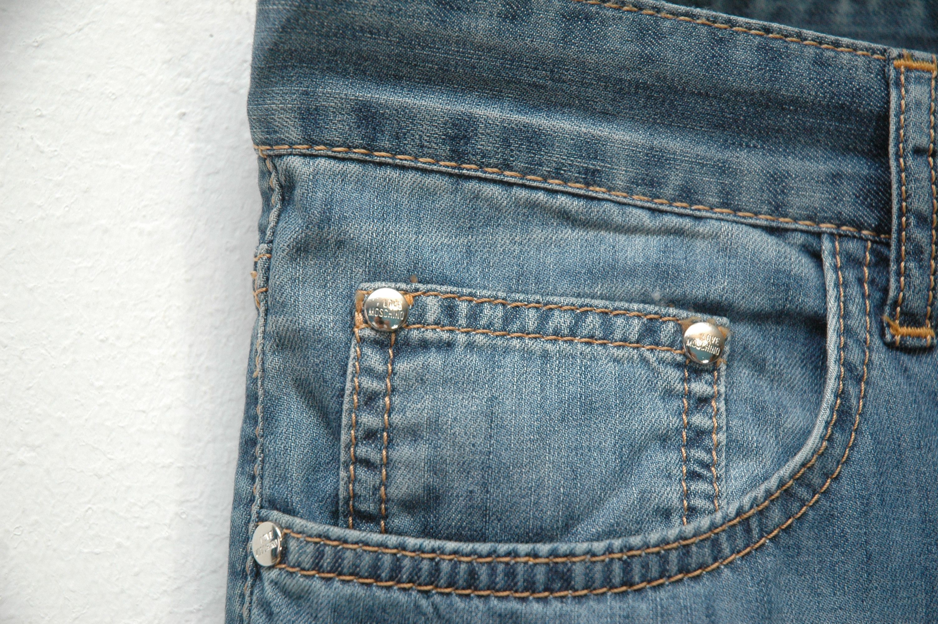 Moschino NWT Moschino Love Vintage Jeans Denim Size US 30 / EU 46 - 7 Thumbnail