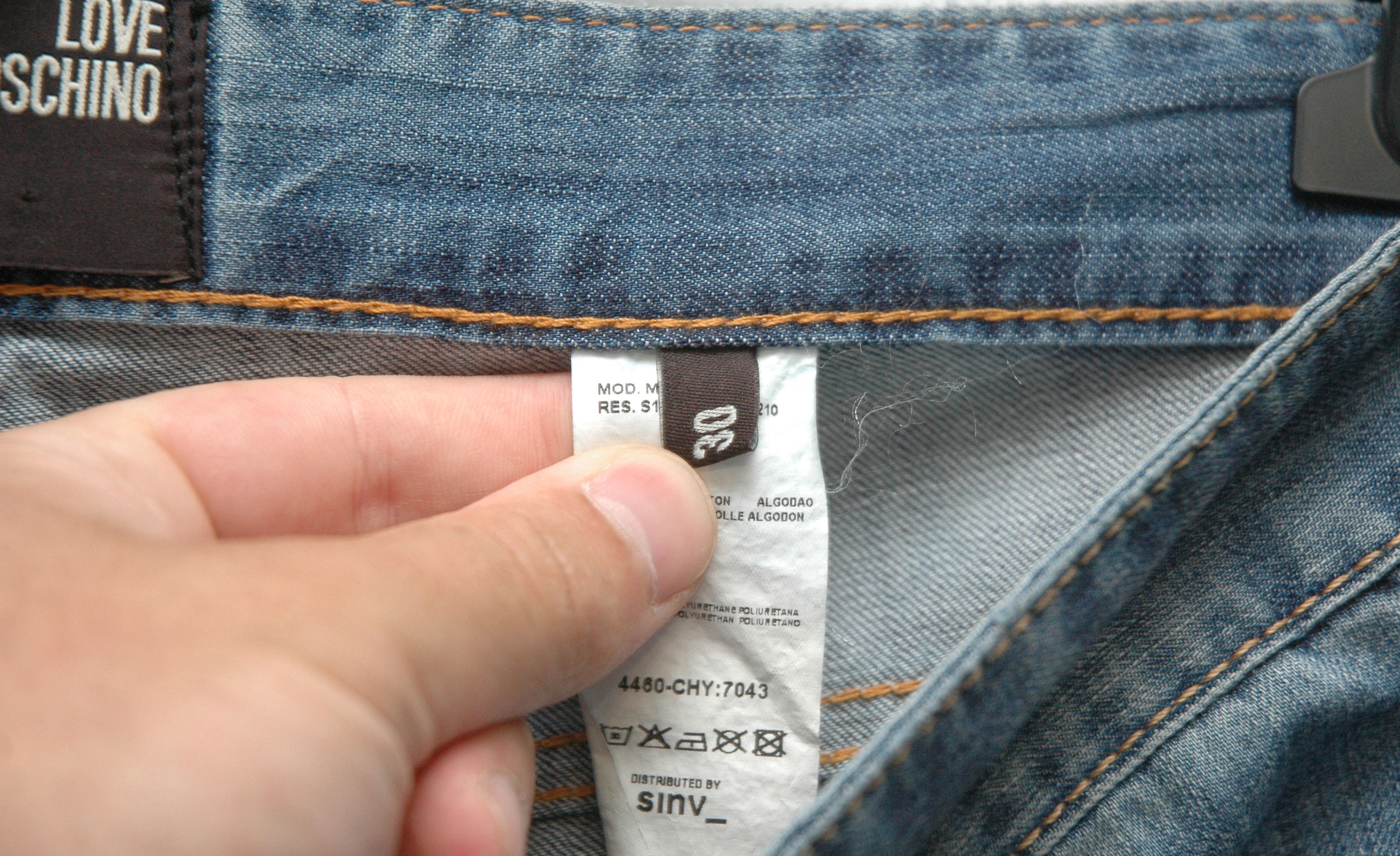 Moschino NWT Moschino Love Vintage Jeans Denim Size US 30 / EU 46 - 13 Thumbnail