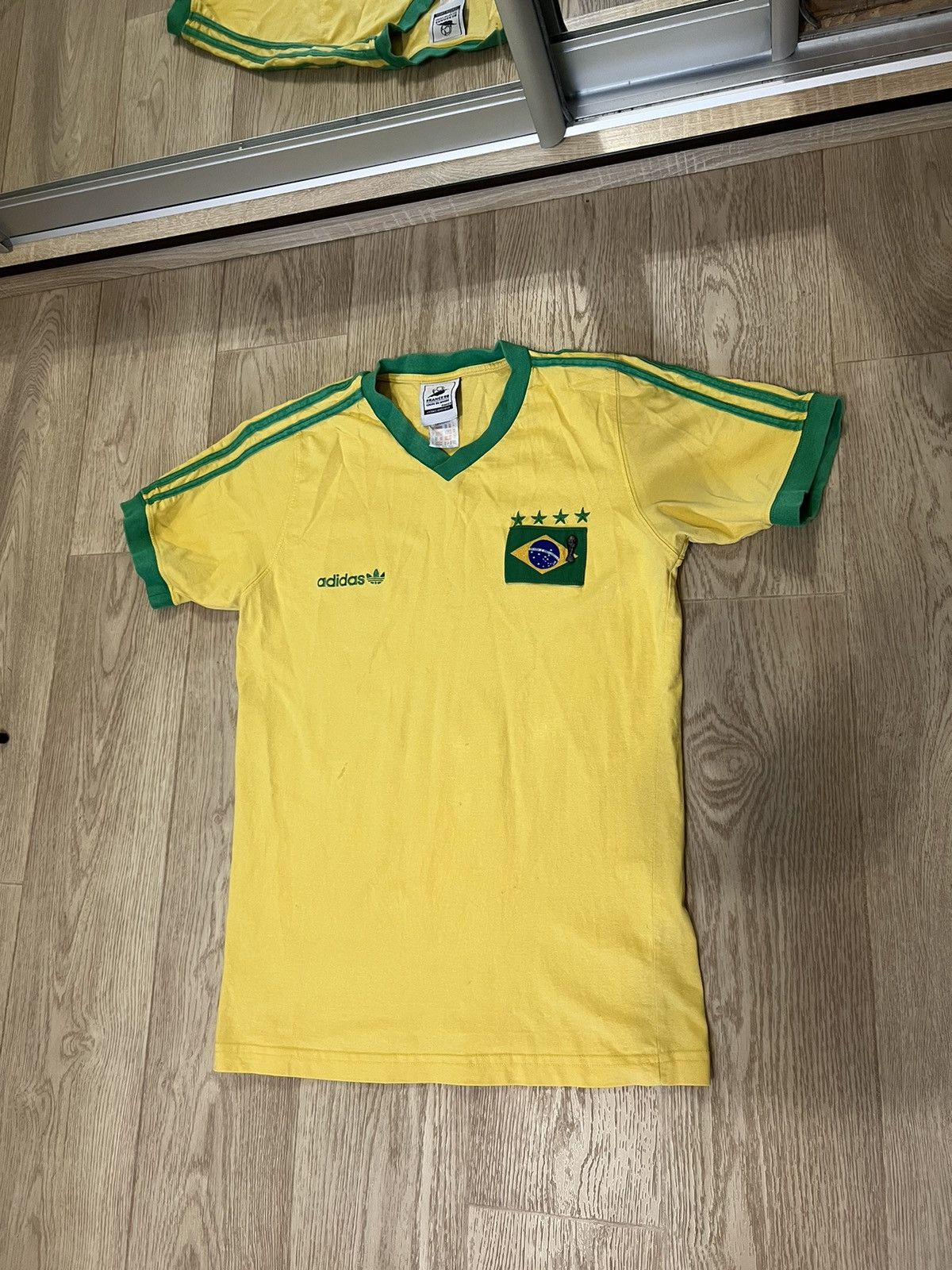 Adidas 1998 Adidas World Cup Brazil Tee Soccer Jersey T Shirt Size US M / EU 48-50 / 2 - 1 Thumbnail