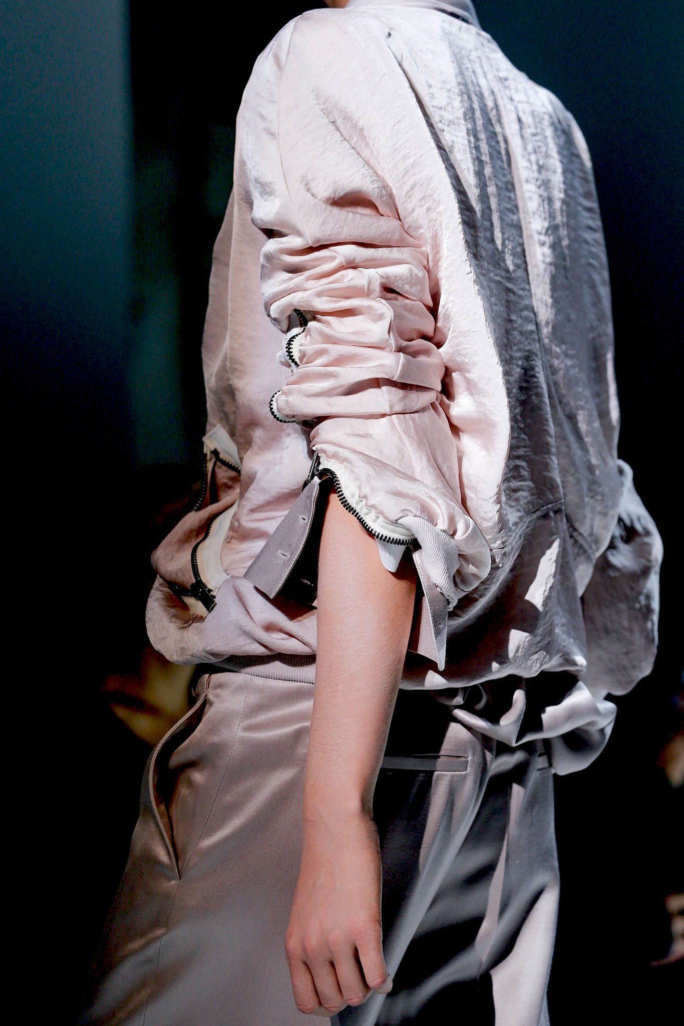 Haider Ackermann RARE SS15 PEARL BLUSH SILKY CREPE SATIN SHIRT Size US L / EU 52-54 / 3 - 8 Thumbnail