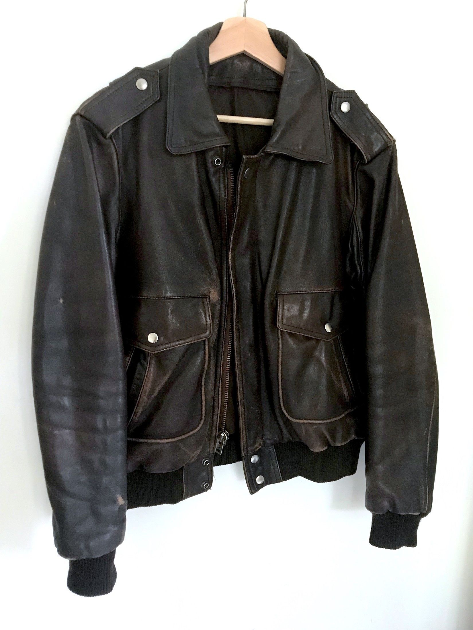 Vintage FINAL DROP 70'S A2 AVIATOR BOMBER IN DISTRESSED LEATHER Size US M / EU 48-50 / 2 - 7 Thumbnail