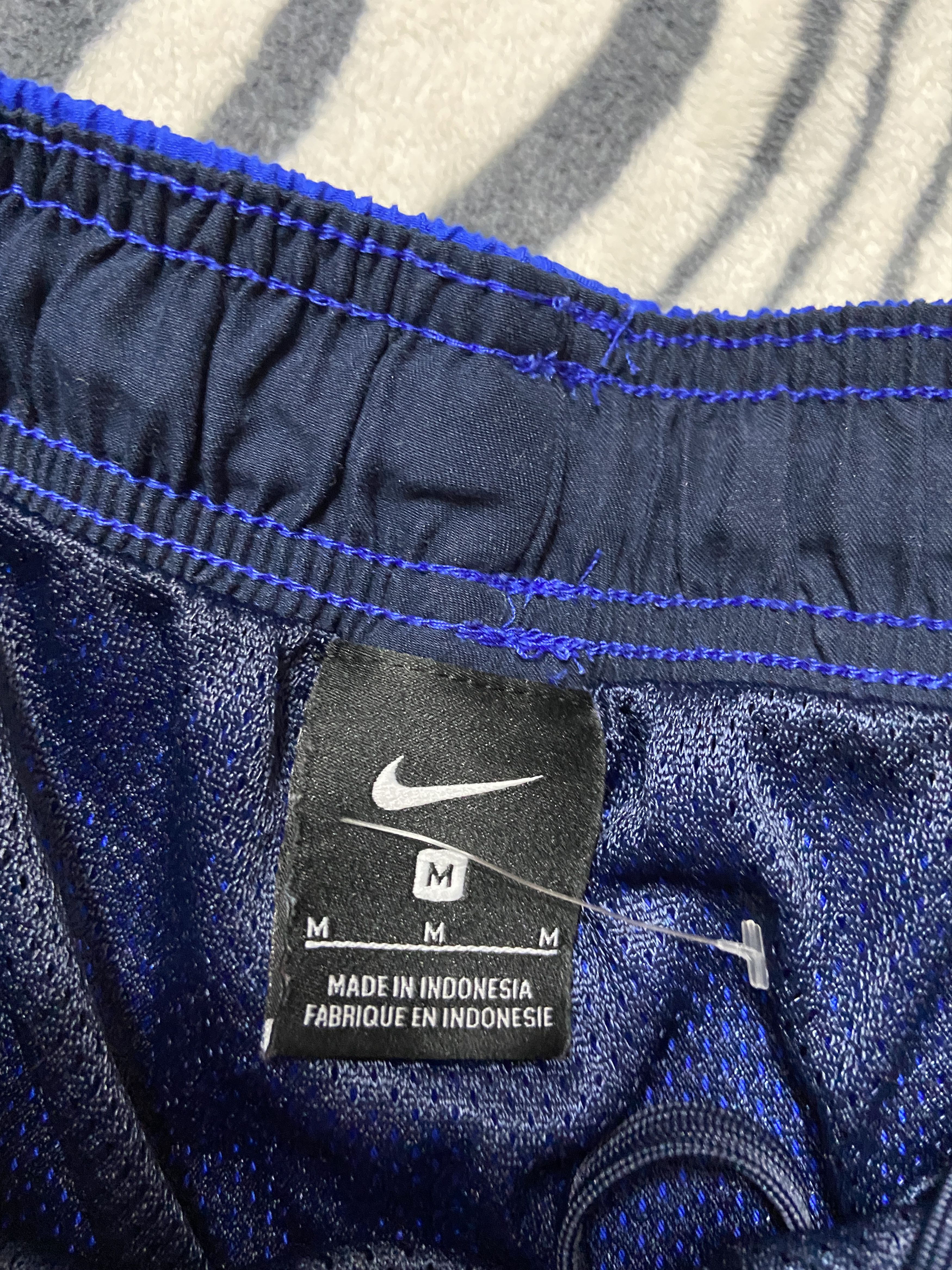Nike × Vintage Vintage Nike Mens Nylon Shorts Y2K Size US 32 / EU 48 - 3 Thumbnail