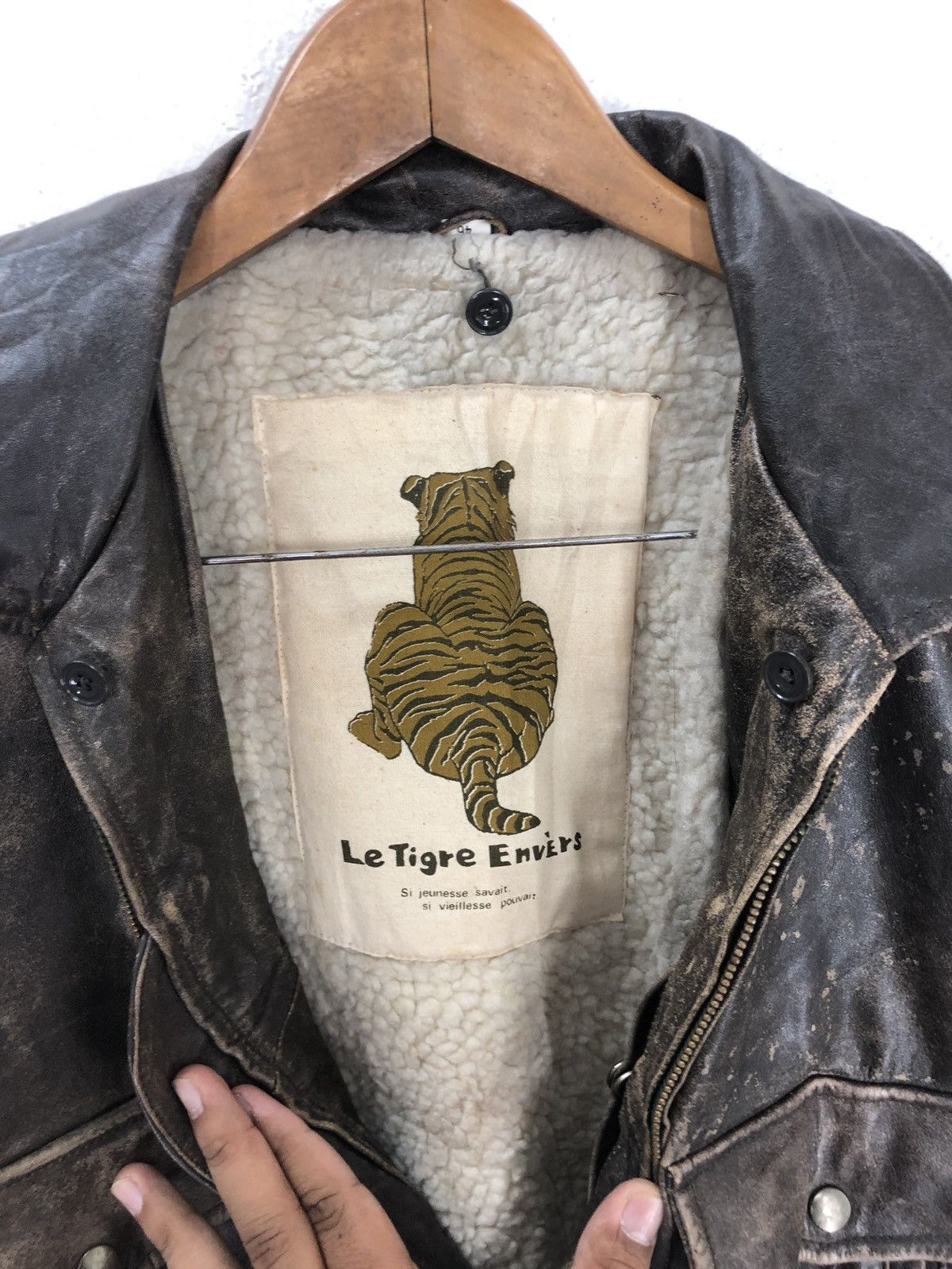 Genuine Leather Vintage Le Tigre Envers Leather Bomber Jacket – Sherpa Lined Size US M / EU 48-50 / 2 - 8 Thumbnail