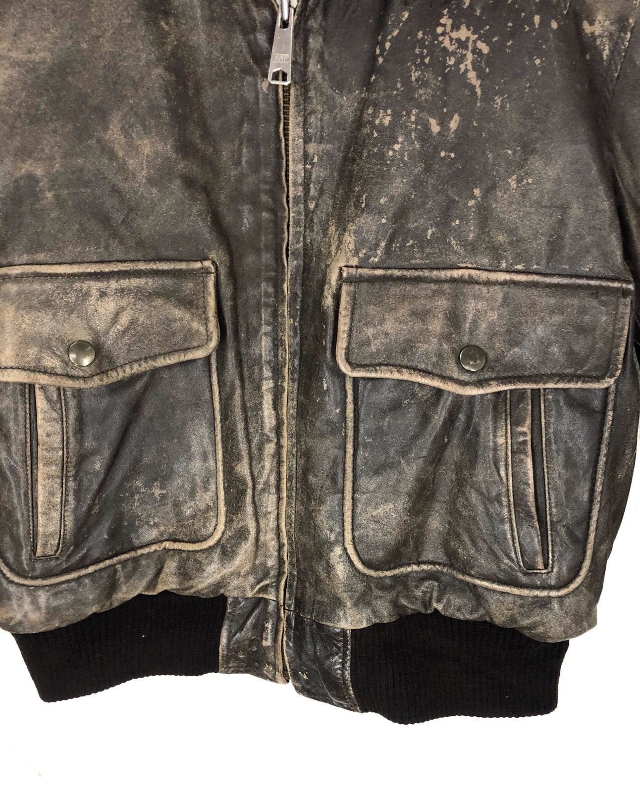 Genuine Leather Vintage Le Tigre Envers Leather Bomber Jacket – Sherpa Lined Size US M / EU 48-50 / 2 - 3 Thumbnail