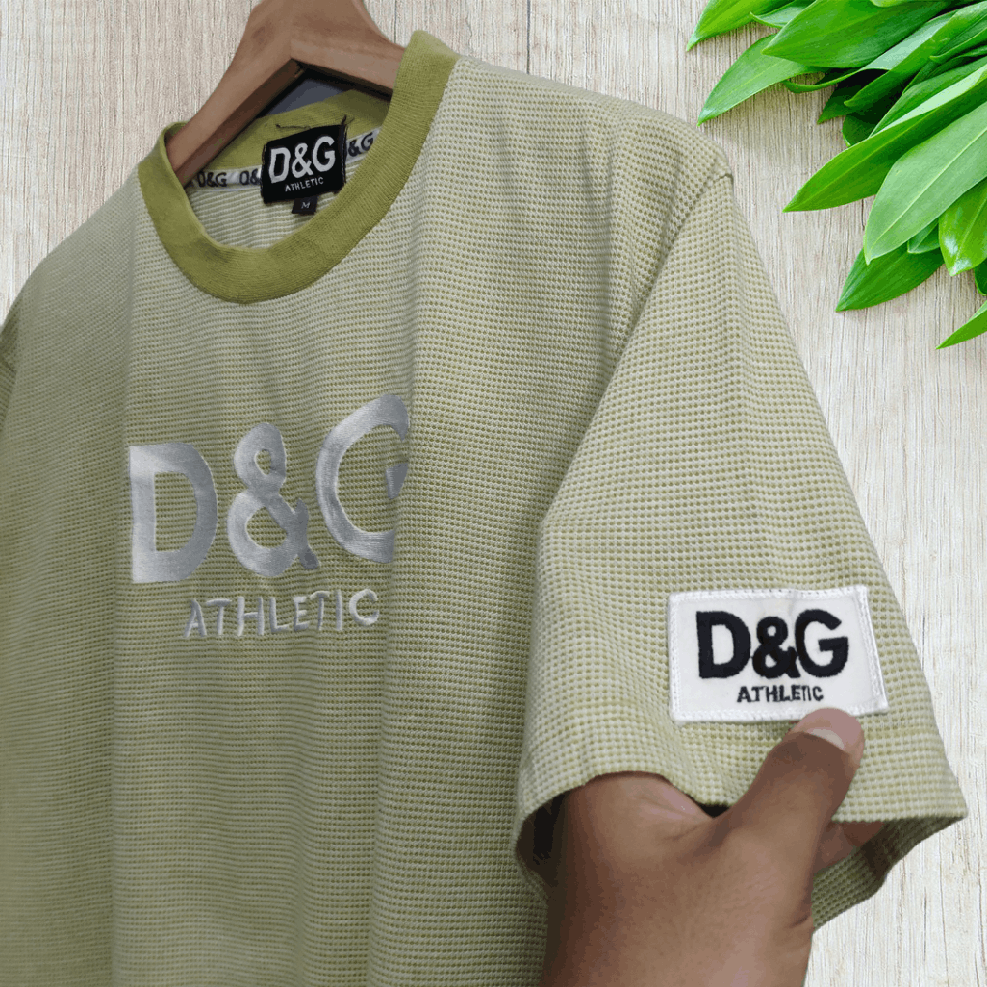 Dolce & Gabbana × Vintage Vintage Dolce and Gabbana Athletic T-Shirt Size US M / EU 48-50 / 2 - 3 Thumbnail