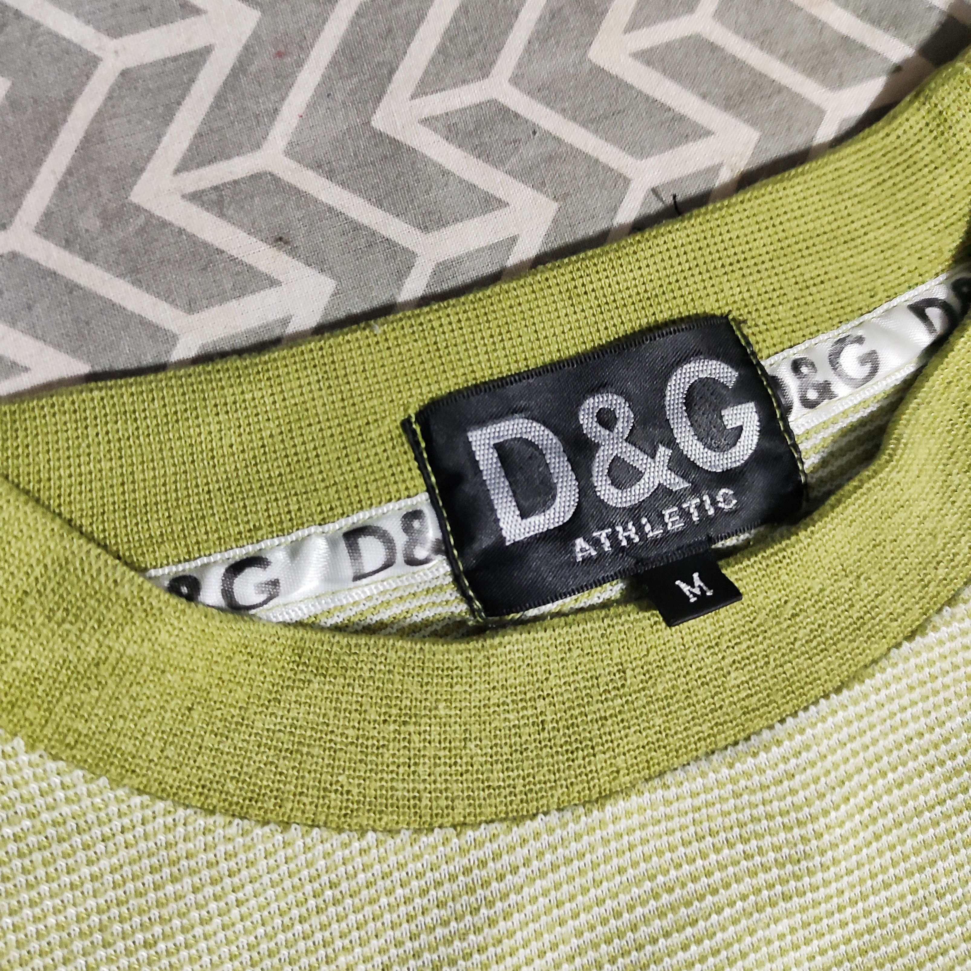 Dolce & Gabbana × Vintage Vintage Dolce and Gabbana Athletic T-Shirt Size US M / EU 48-50 / 2 - 6 Thumbnail