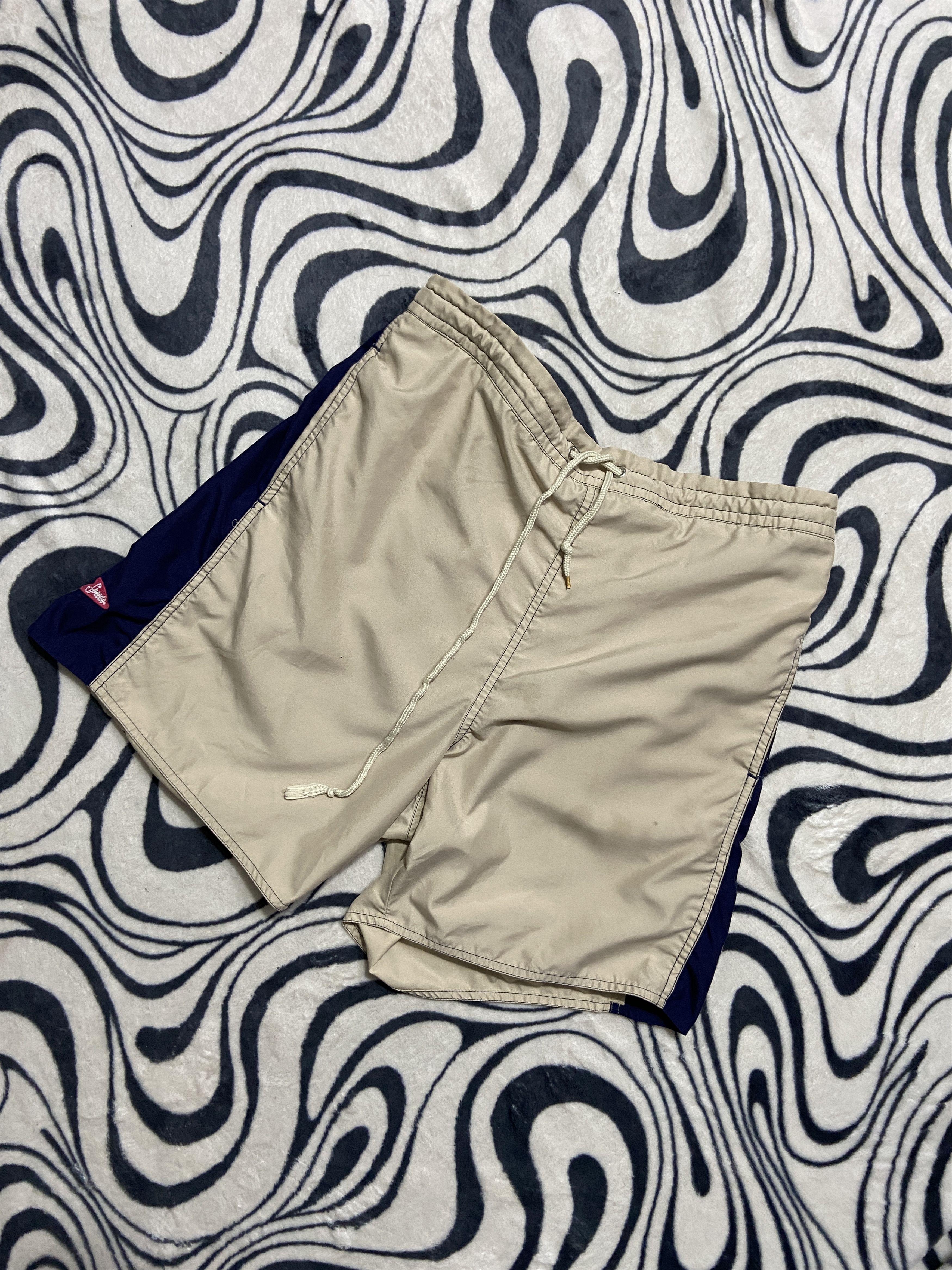 Speedo Speedo Vintage Mens Shorts Size US 34 / EU 50 - 1 Thumbnail