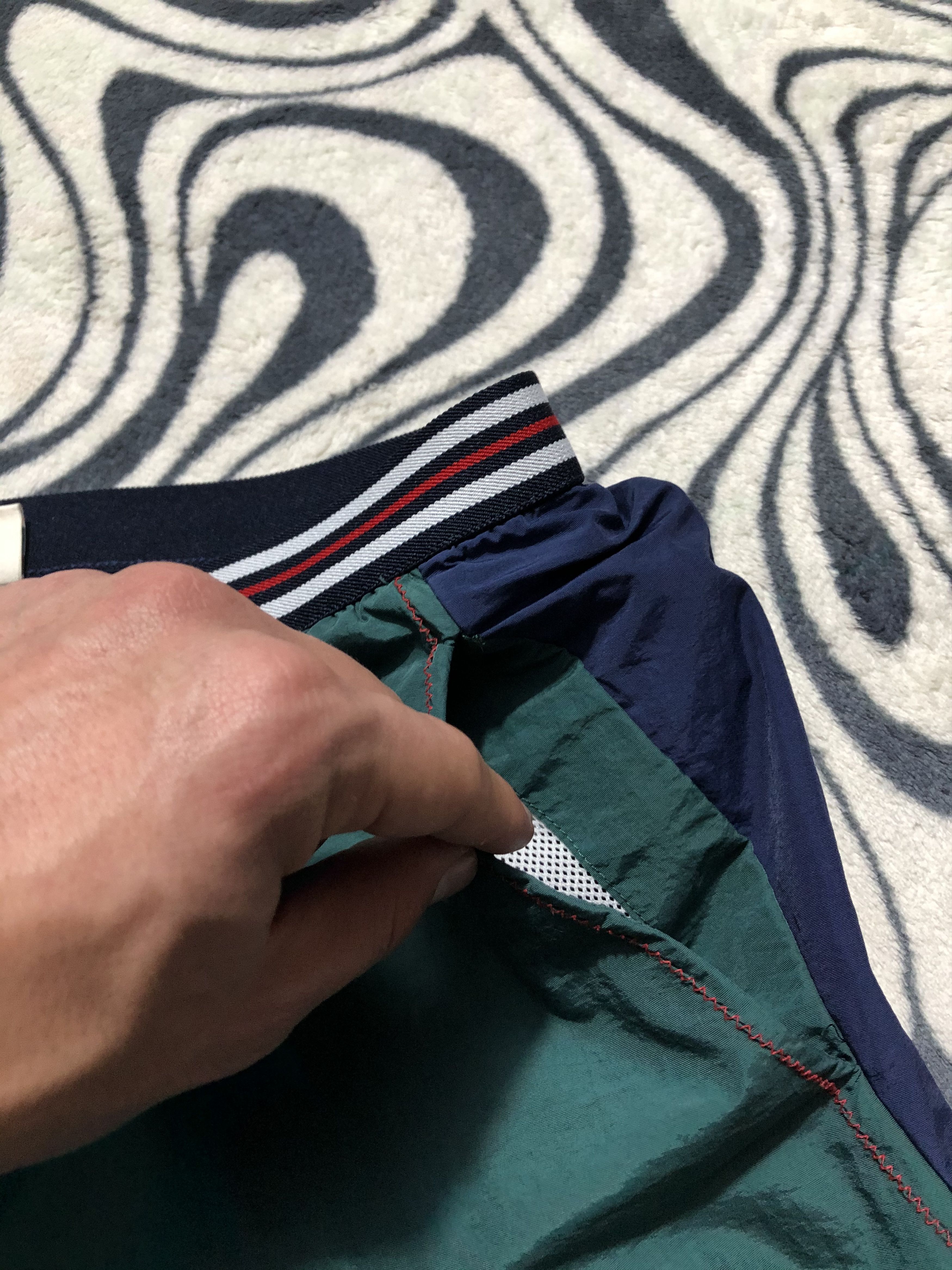 Fila × Vintage Fila Vintage Mens Nylon Shorts Size US 34 / EU 50 - 3 Thumbnail