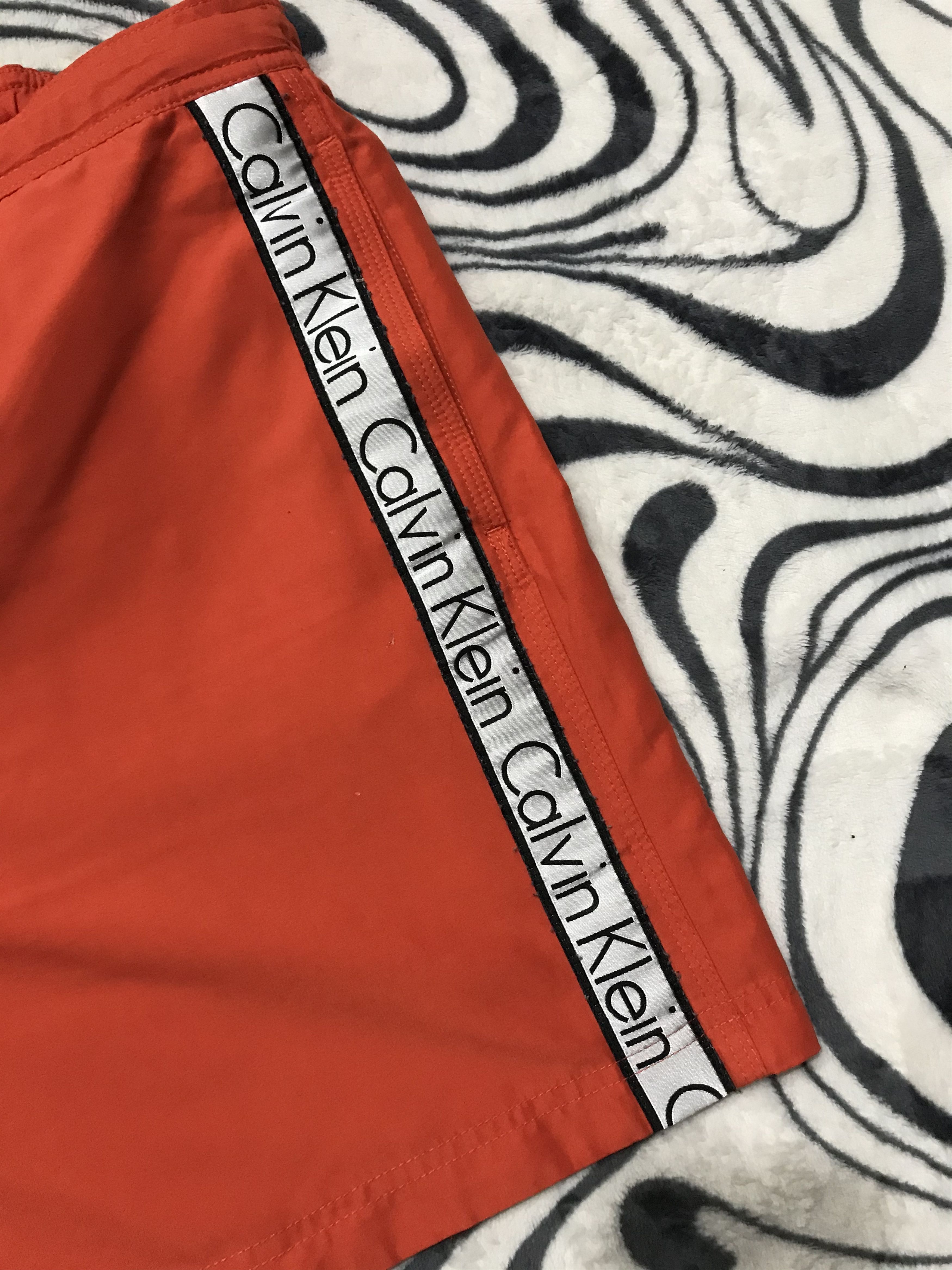 Calvin Klein × Vintage Calvin Klein Mens Nylon Swim Shorts Size US 36 / EU 52 - 2 Thumbnail
