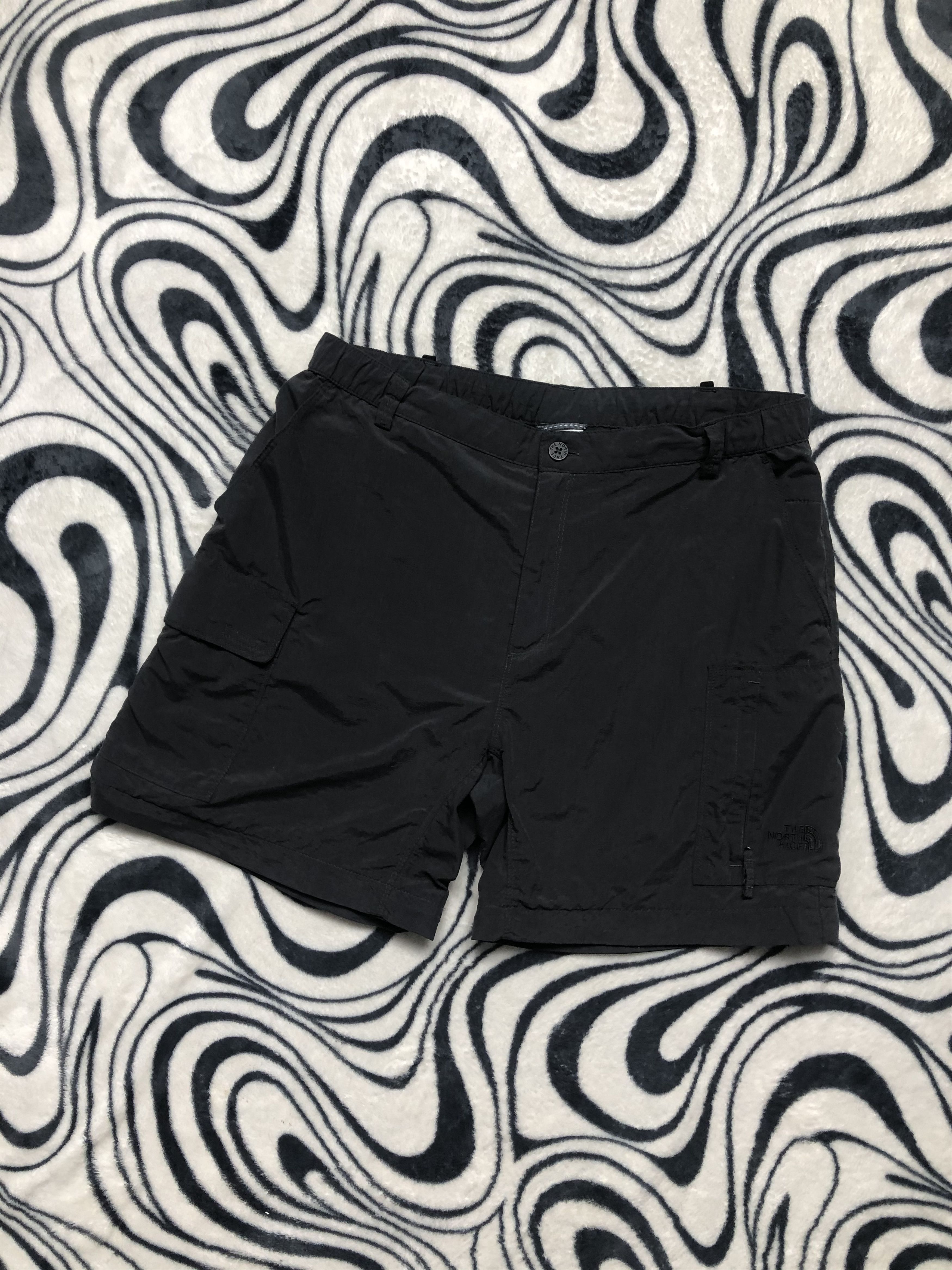 The North Face The North Face Womens Outdoor Hiking Shorts TNF Size 34" / US 12 / IT 48 - 1 Thumbnail